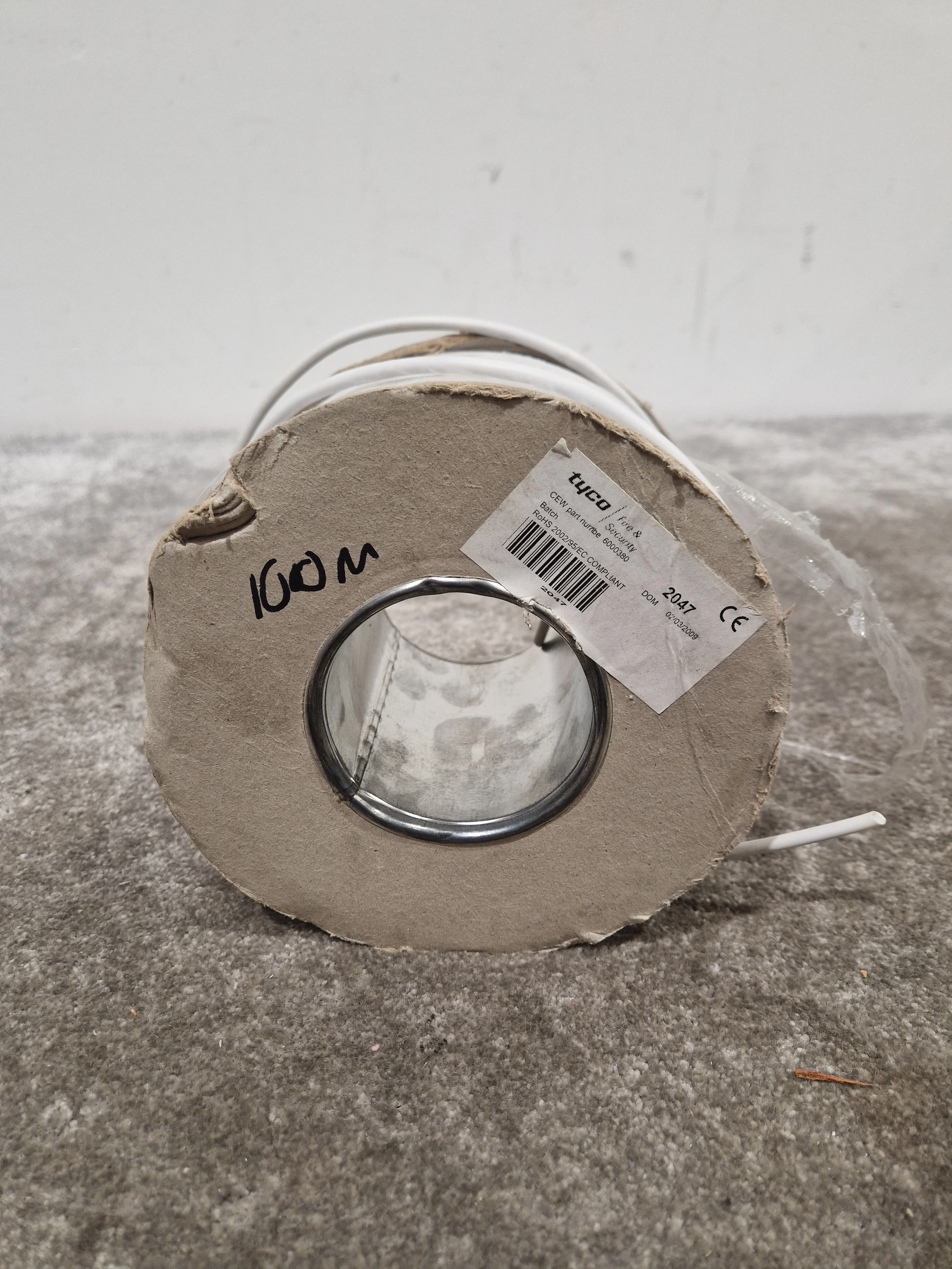 Tyco 100M Equipment Wire White - Durable Insulated Cable - Excellent - Image 4