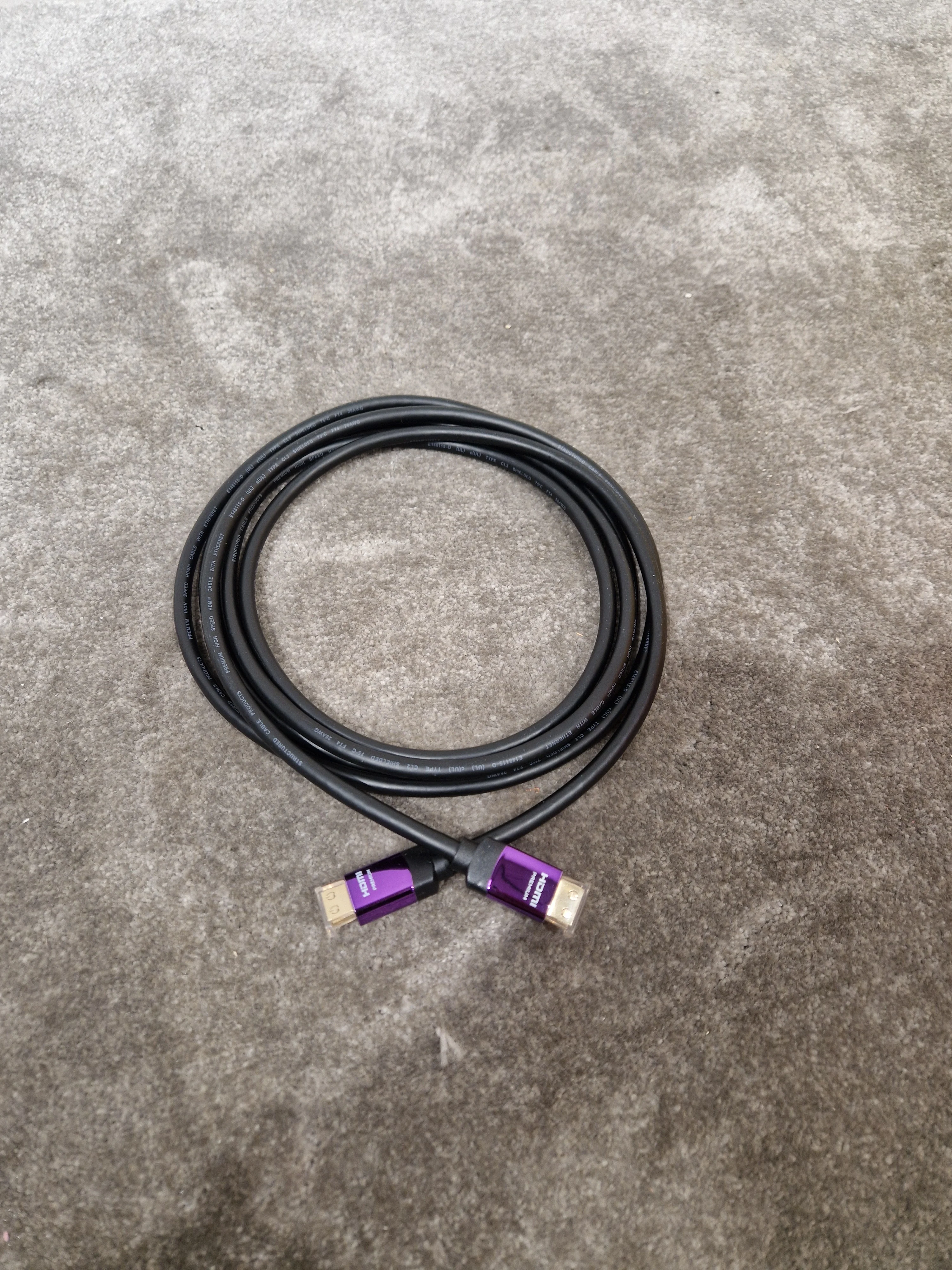 Ultra Violet HDMI Cable 10FT - High-Speed 4K Support - Excellent w/ Original packaging - Image 4
