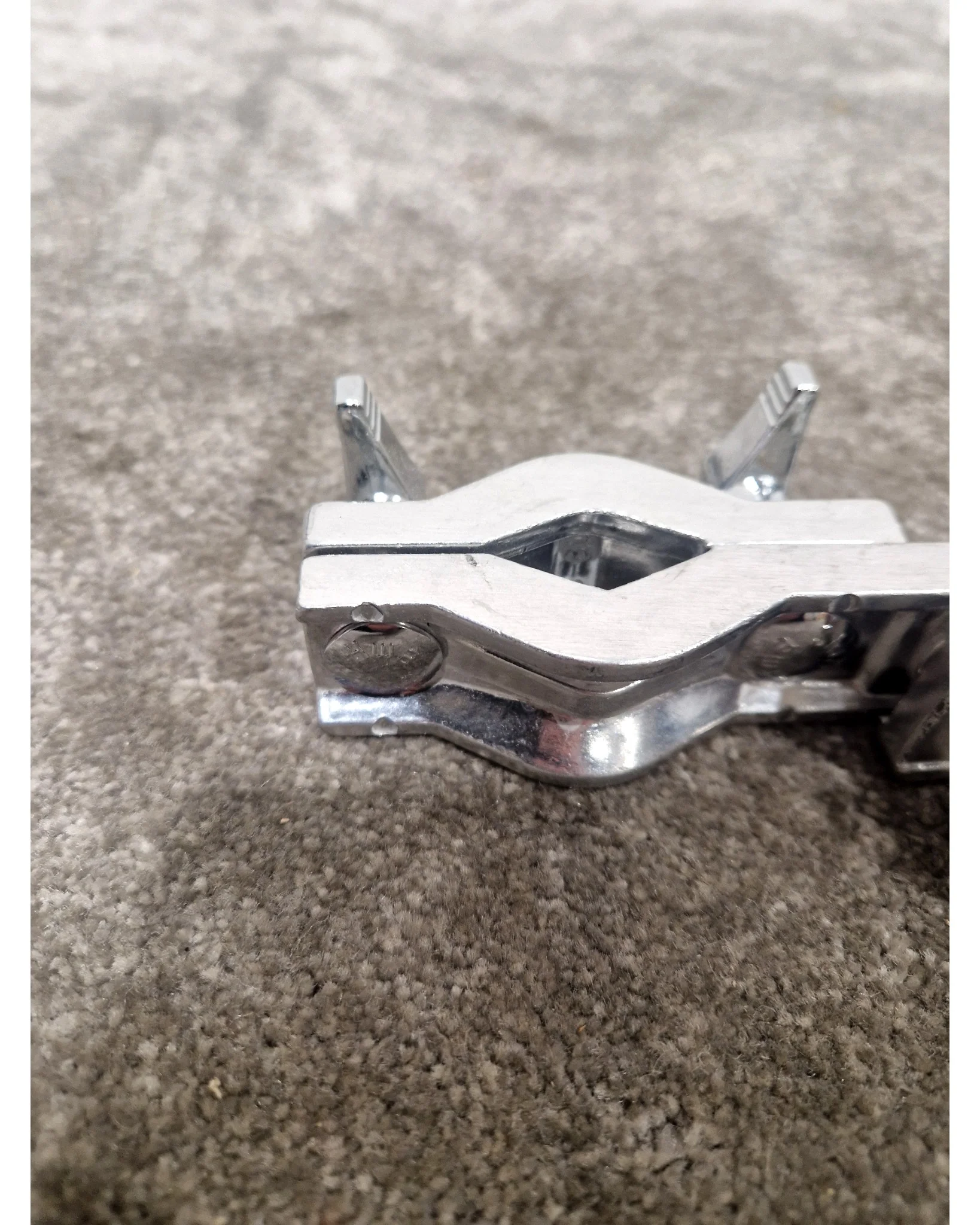 Unbranded Drum Clamp - Silver – Drum Clamp - Excellent - Image 2
