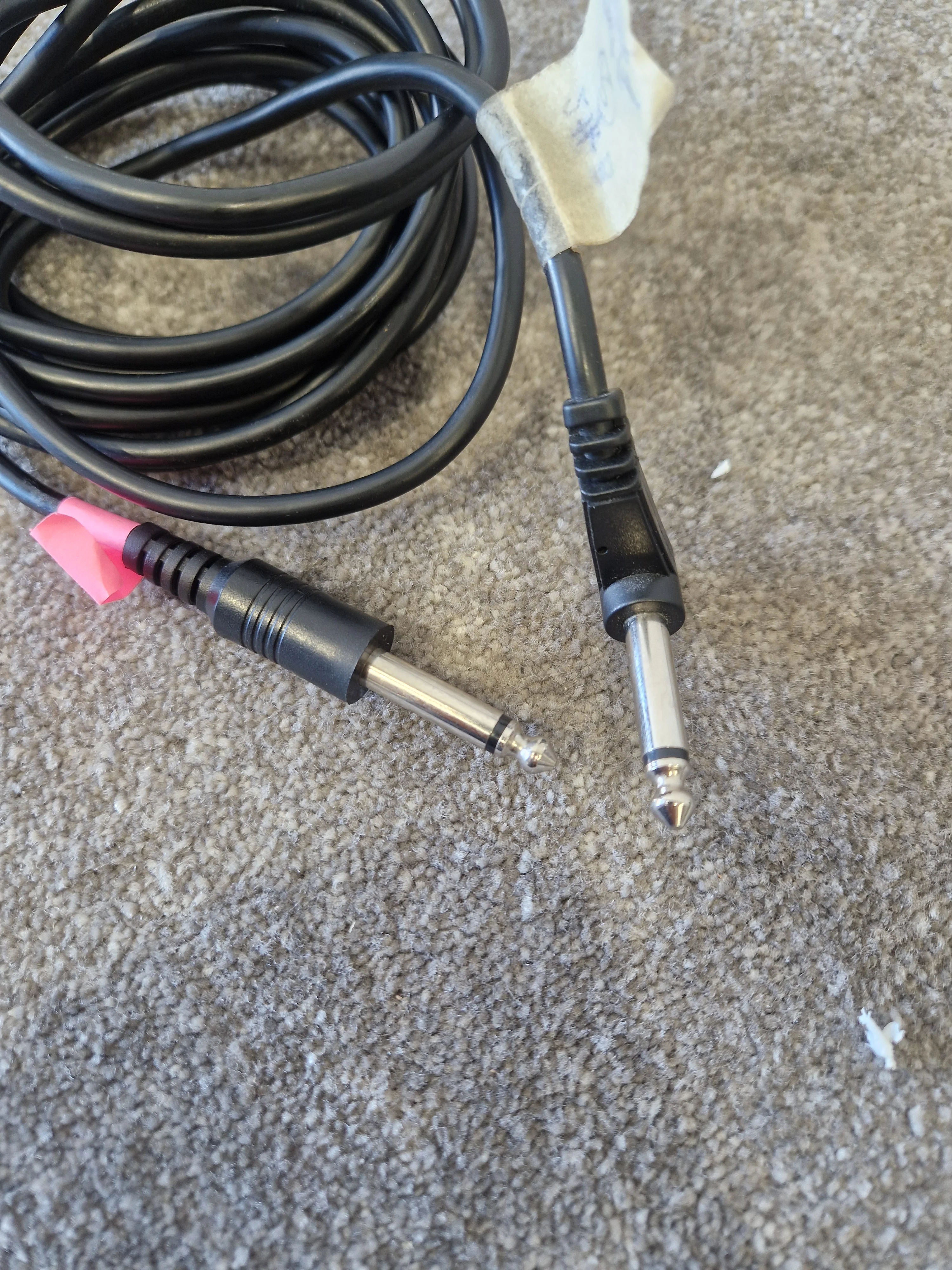 Unbranded Guitar Cable 9ft - Durable, Reliable - Excellent - Image 2