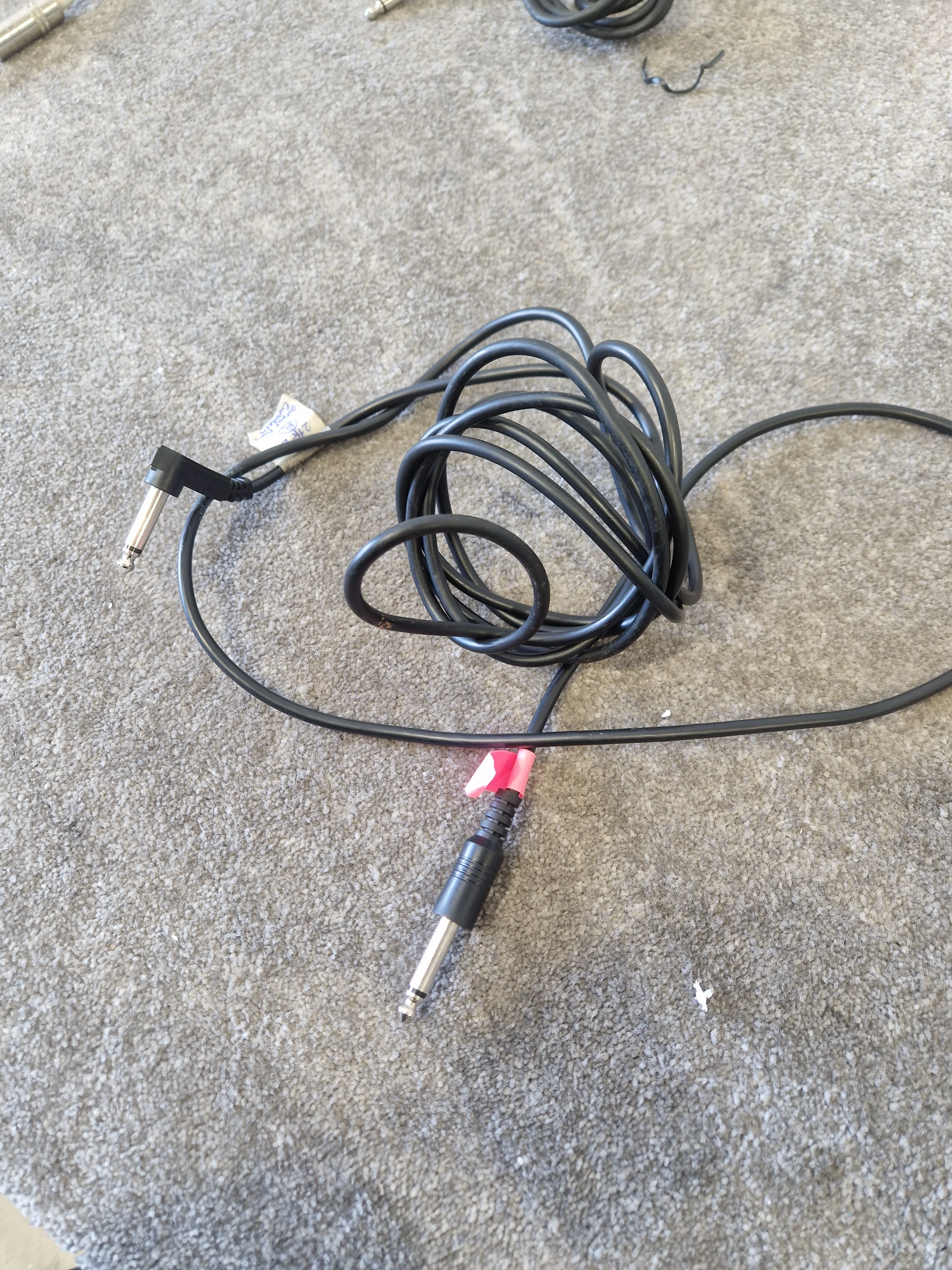 Unbranded Guitar Cable 9ft - Durable, Reliable - Excellent - Image 4
