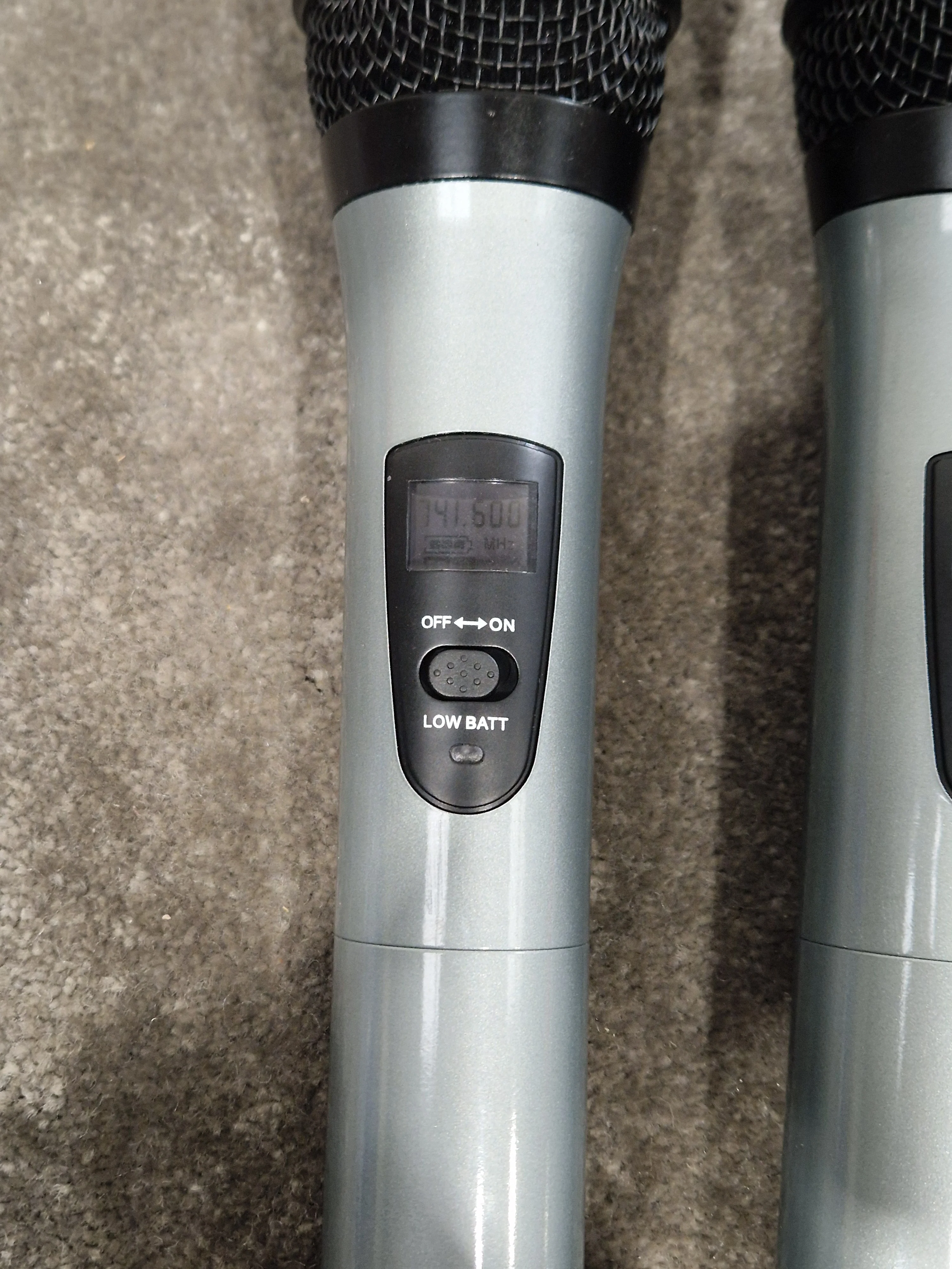 Unbranded Microphone Pair - Studio Condenser Mics - Excellent - Image 4