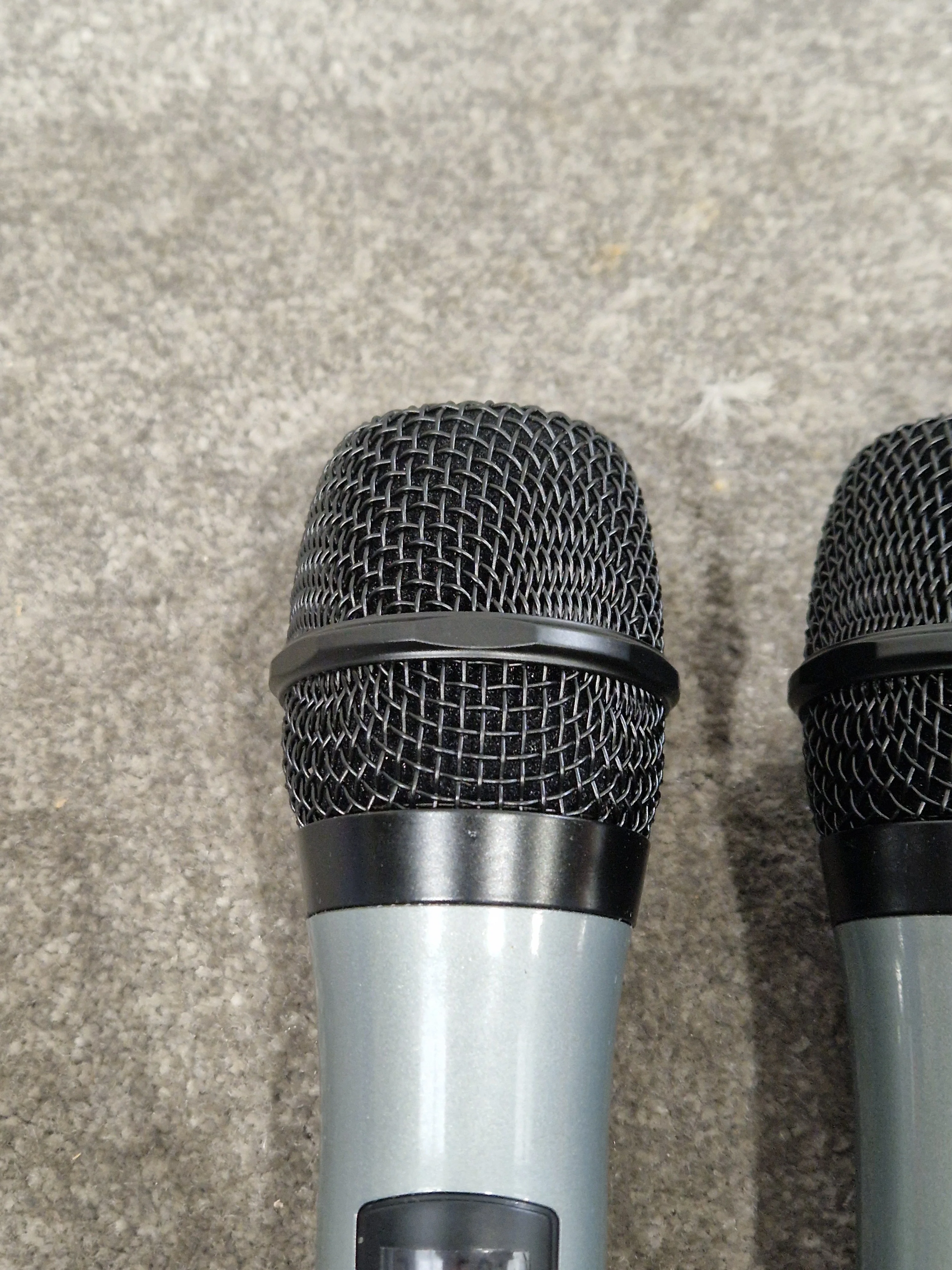 Unbranded Microphone Pair - Studio Condenser Mics - Excellent - Image 5