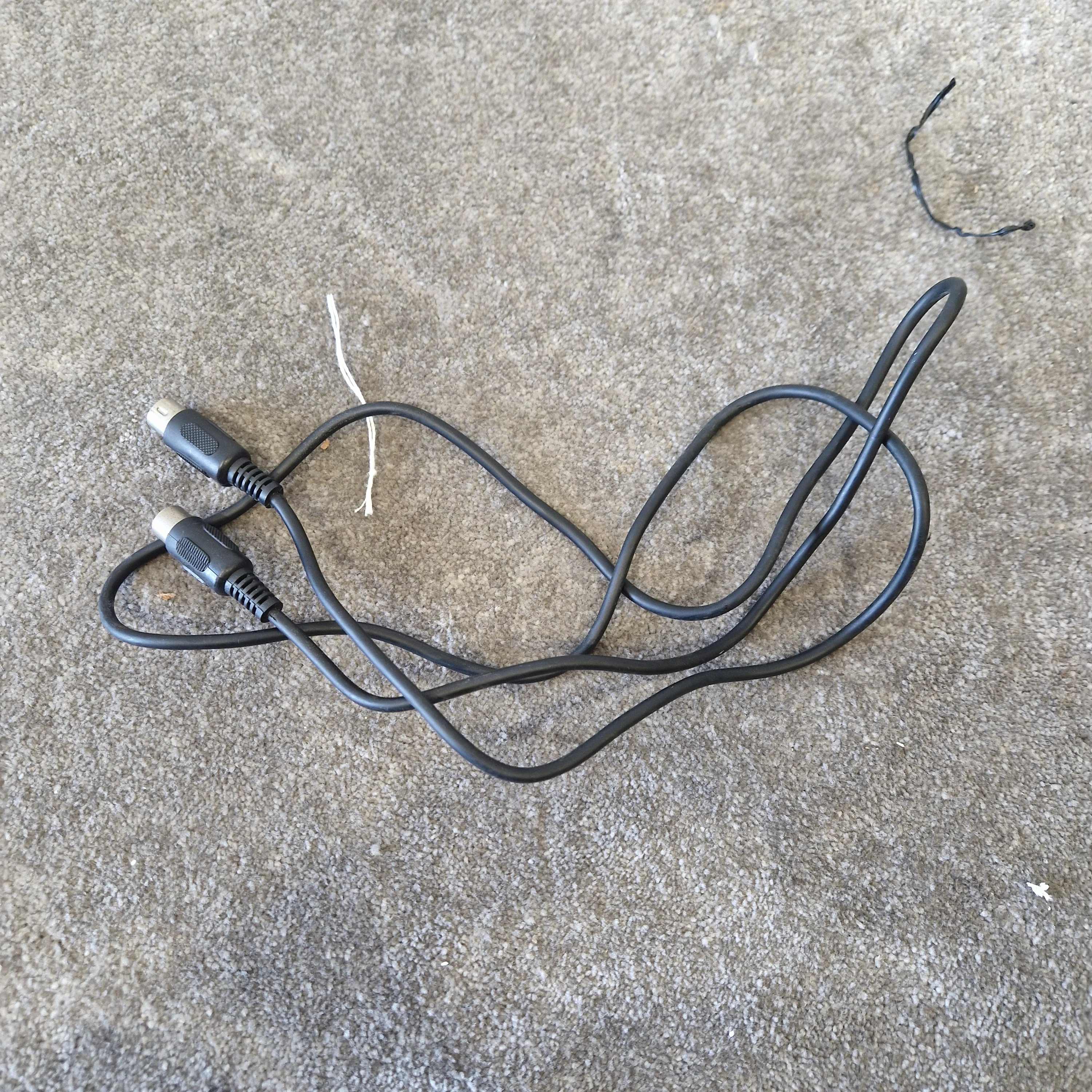 Unbranded Midi 2 FT Cable - 2 FT Length, Durable - Excellent - Image 2