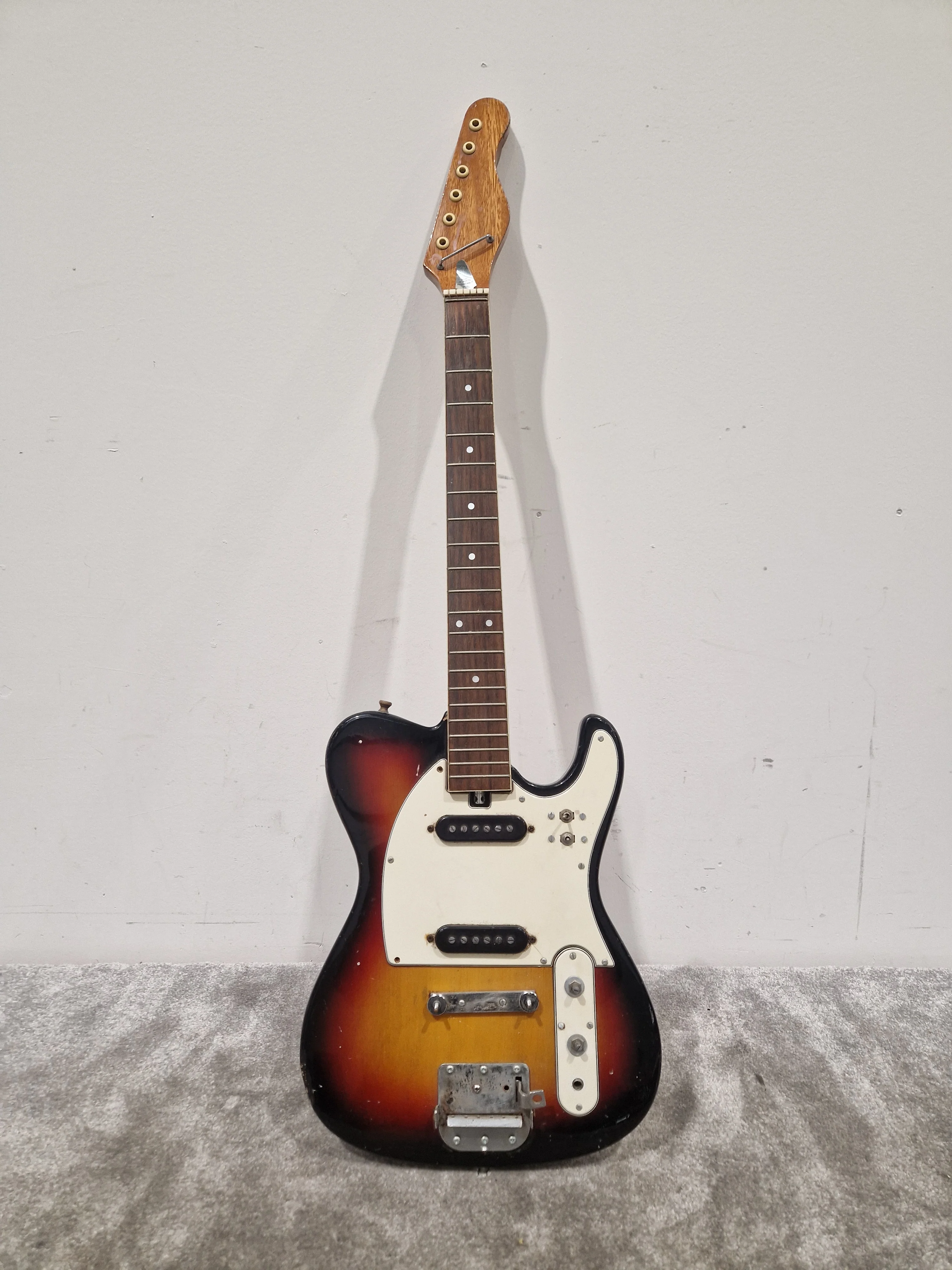 Unbranded Telecaster Project Guitar - Spares or Repair - Image 2