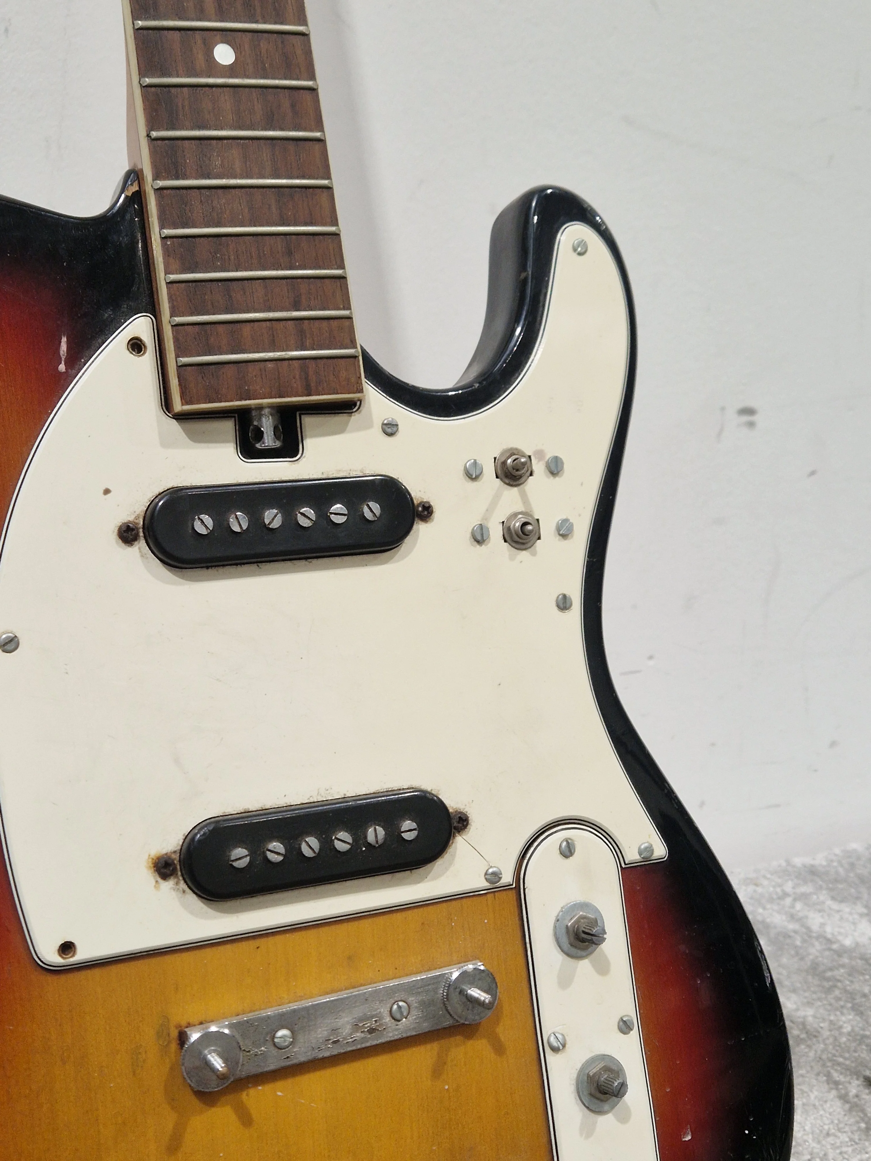 Unbranded Telecaster Project Guitar - Spares or Repair - Image 4