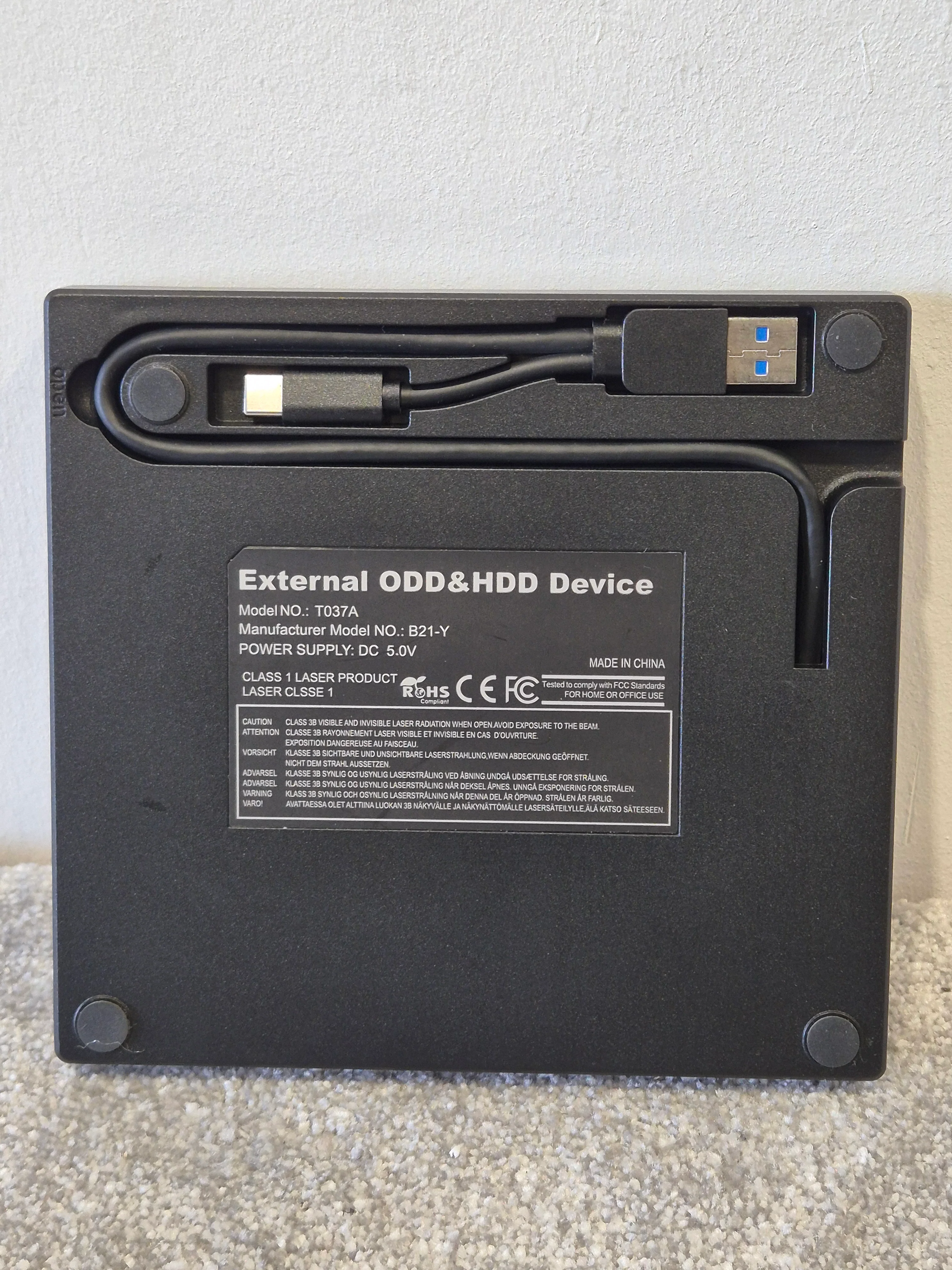 Unitek T037A External CD Drive - Slim Portable Design - Open Box w/ Original Box & Cables - Image 3