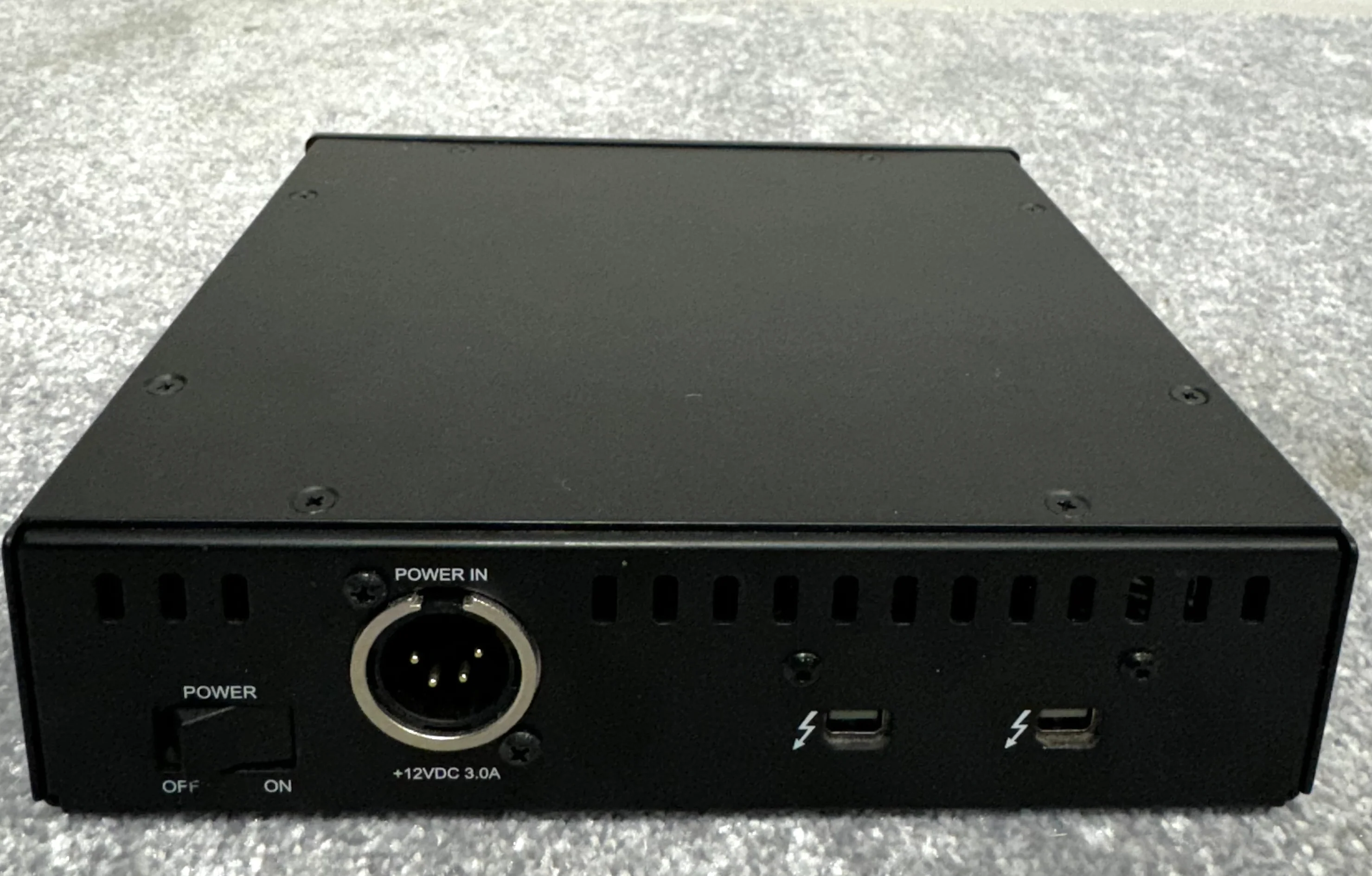 Universal Audio UAD-2 Satellite Quad Thunderbolt 2 DSP Processor - Image 2