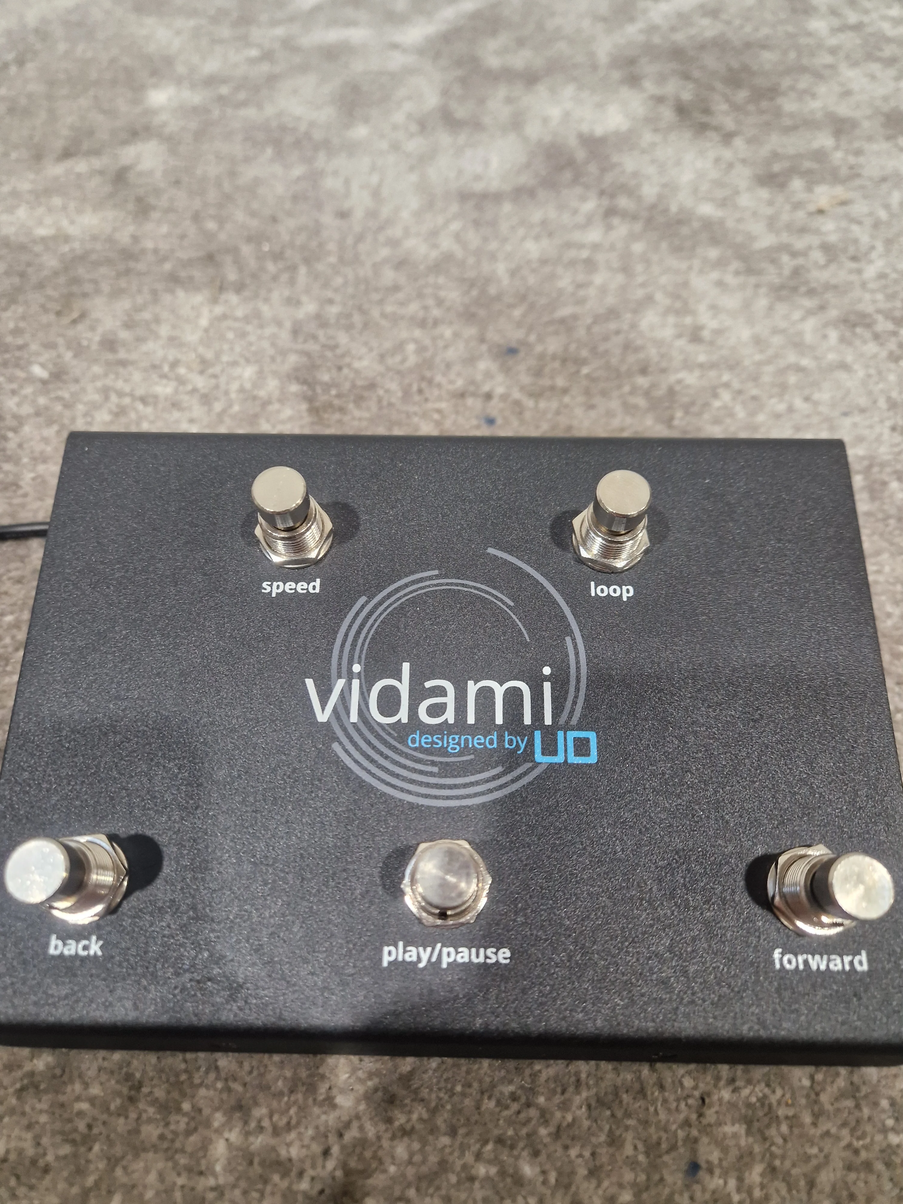 UO Vidami - Hands-Free Video Controller - Excellent - Image 2