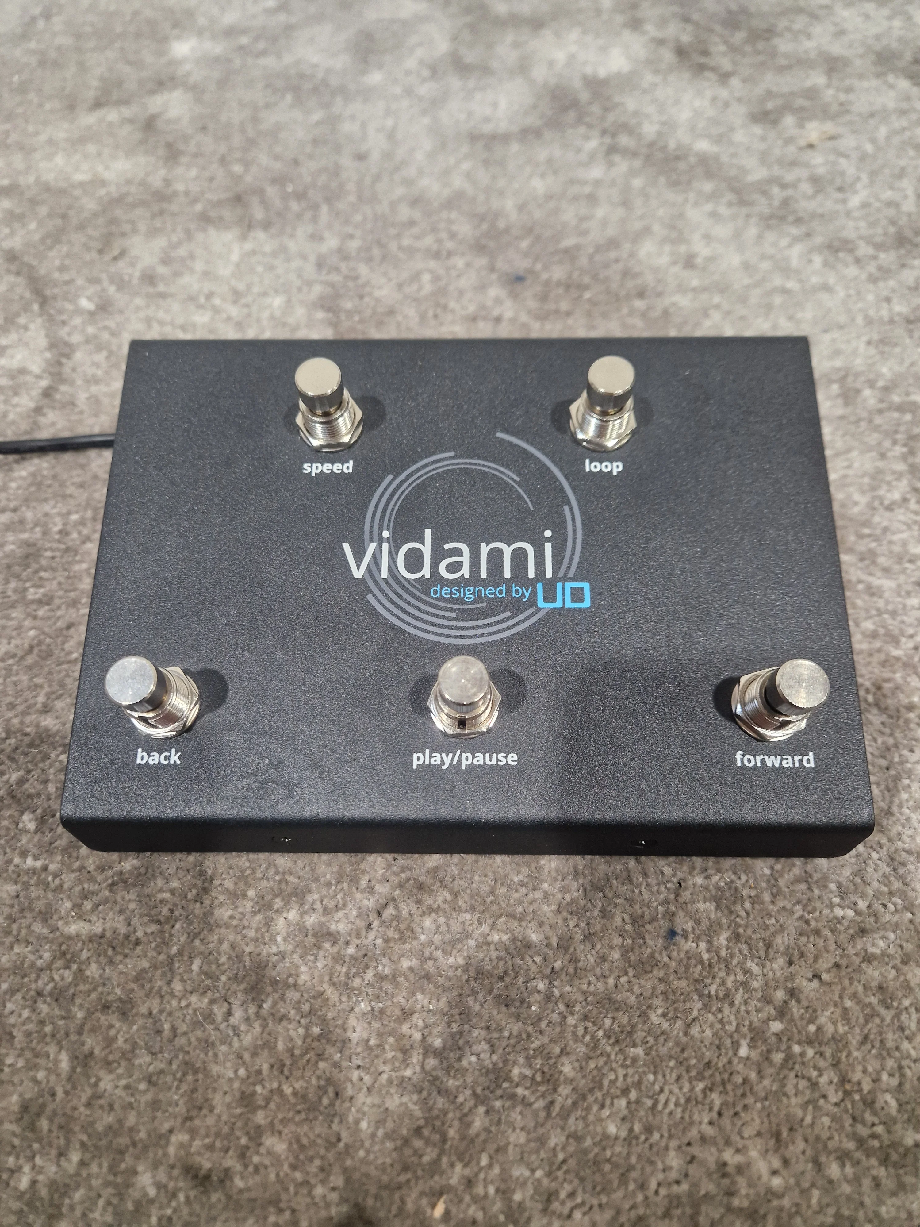 UO Vidami - Hands-Free Video Controller - Excellent - Image 4