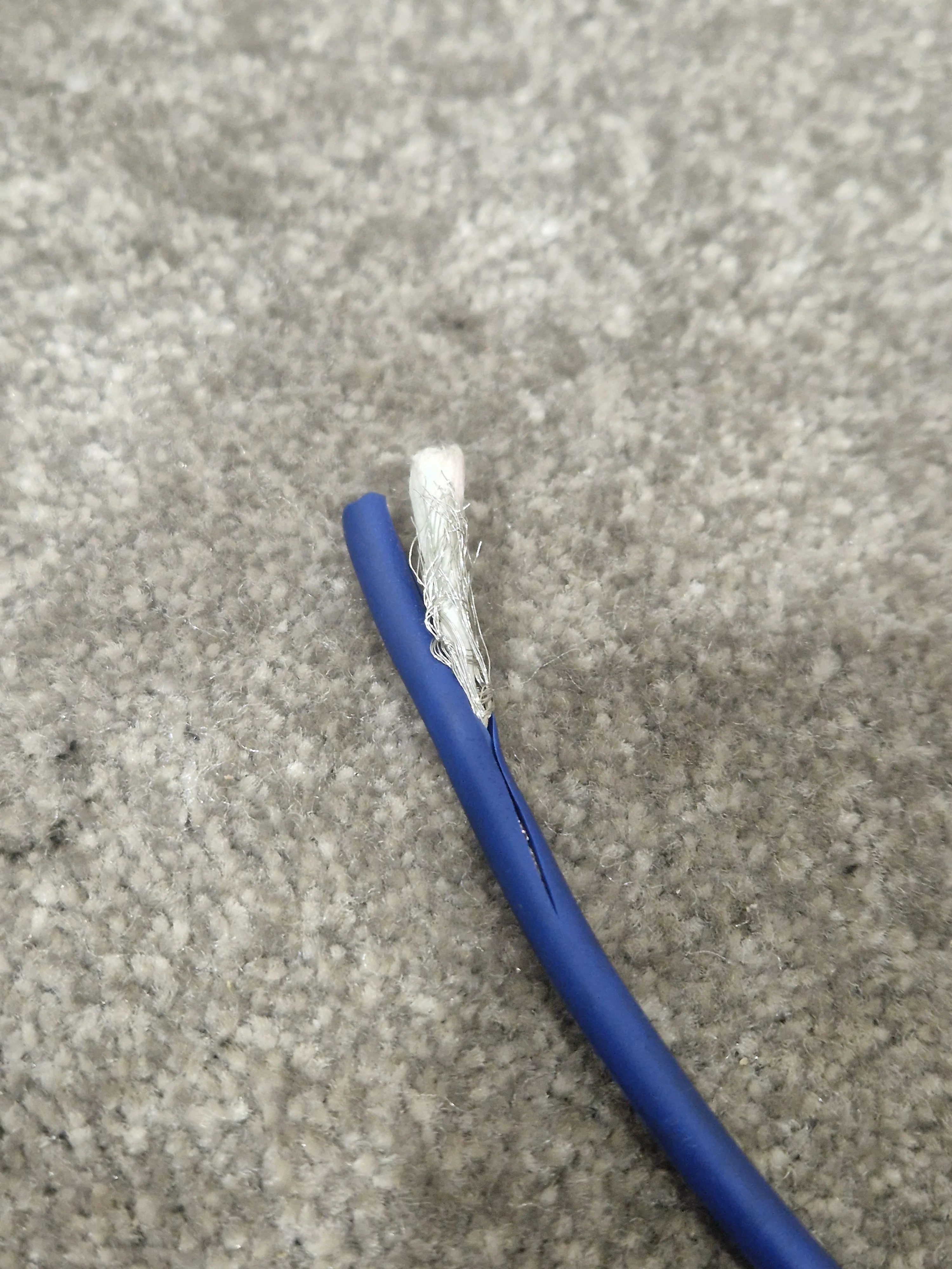 Van Damme Equipment Wire Blue 100 Metres - High-Quality Audio Cable - Excellent - Image 4
