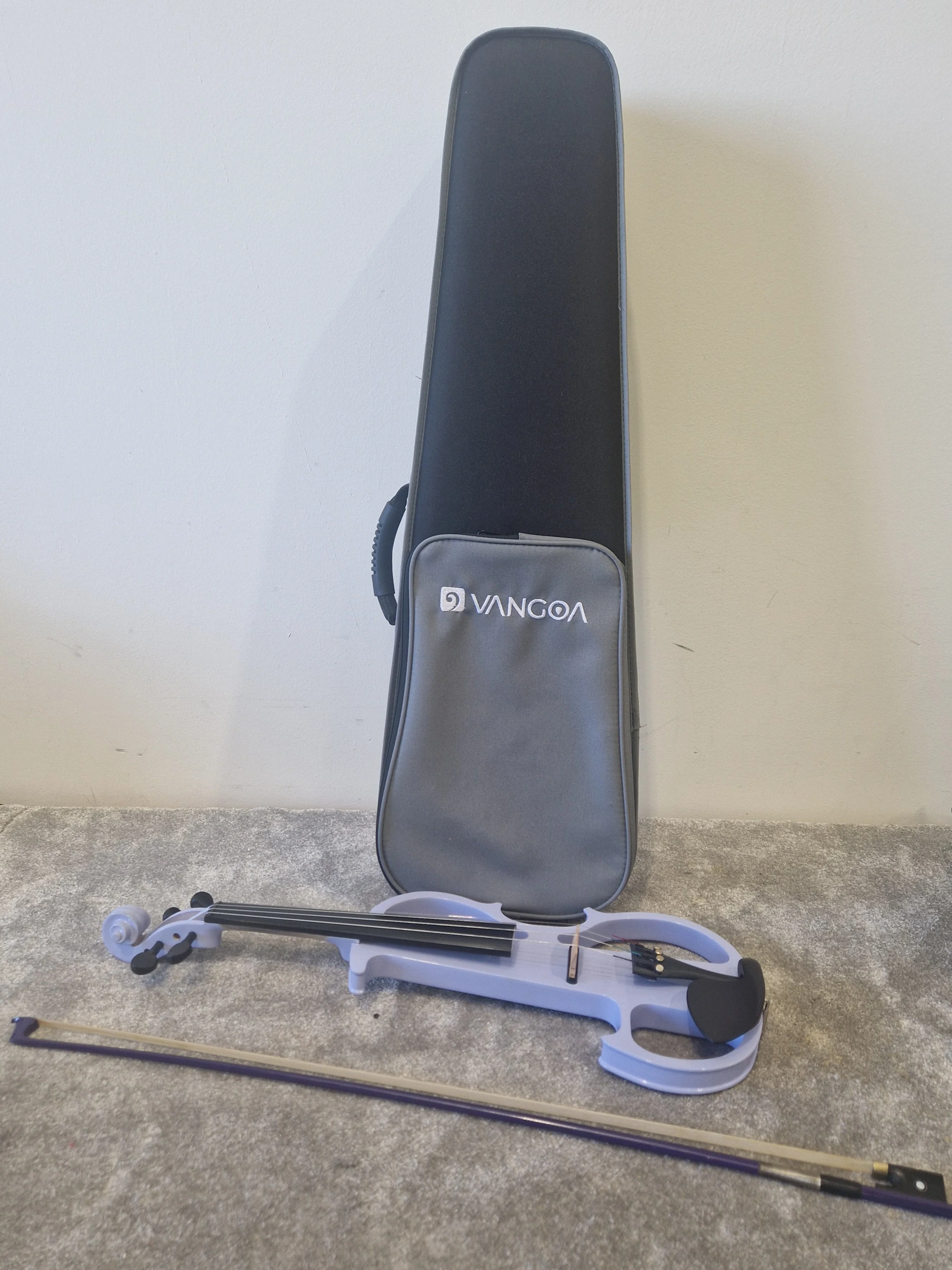 Vangoa 4/4 Full Size 4-String Electric Violin – Electro Acoustic w/ Case - Very Good - Image 2