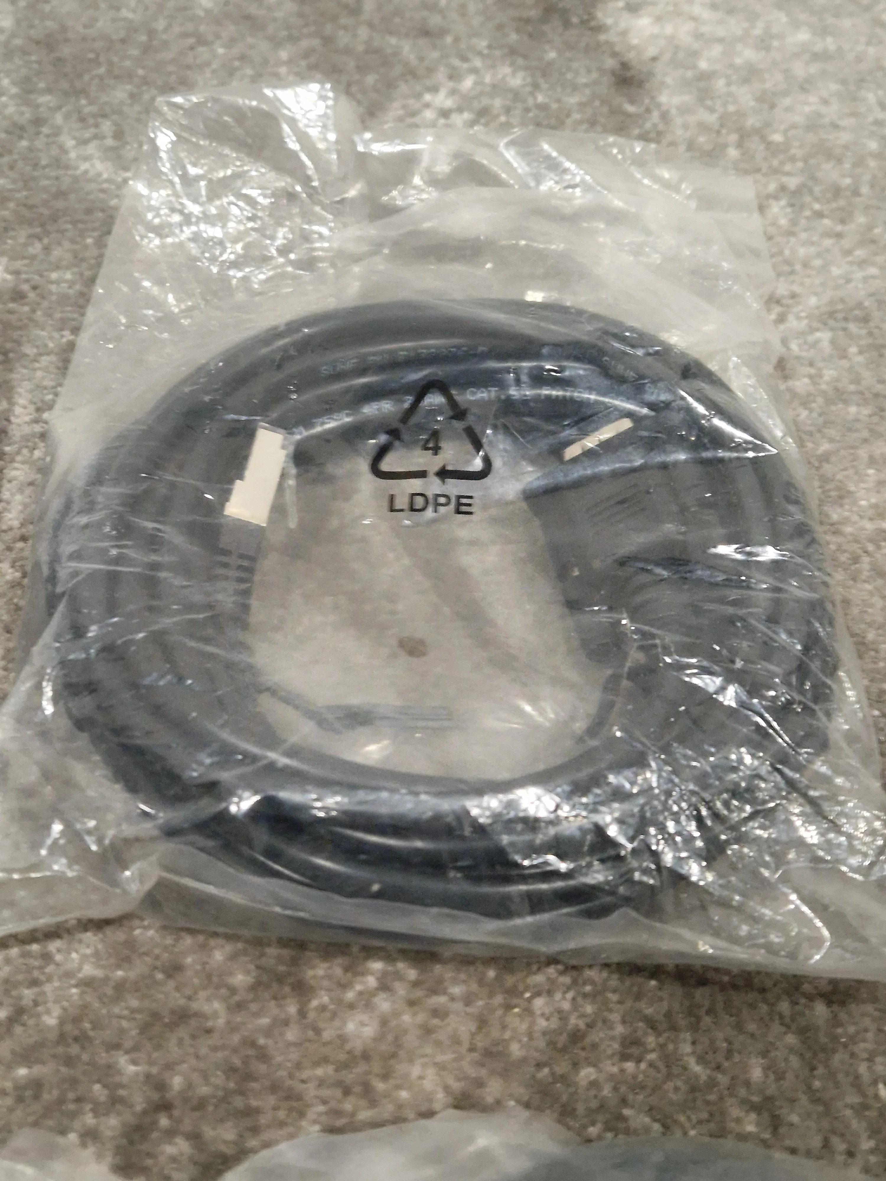 VGA TO Ethernet (RJ45) Cable Set OF 3 - High-Speed Data Transfer - Excellent w/ Original Packaging - Image 10