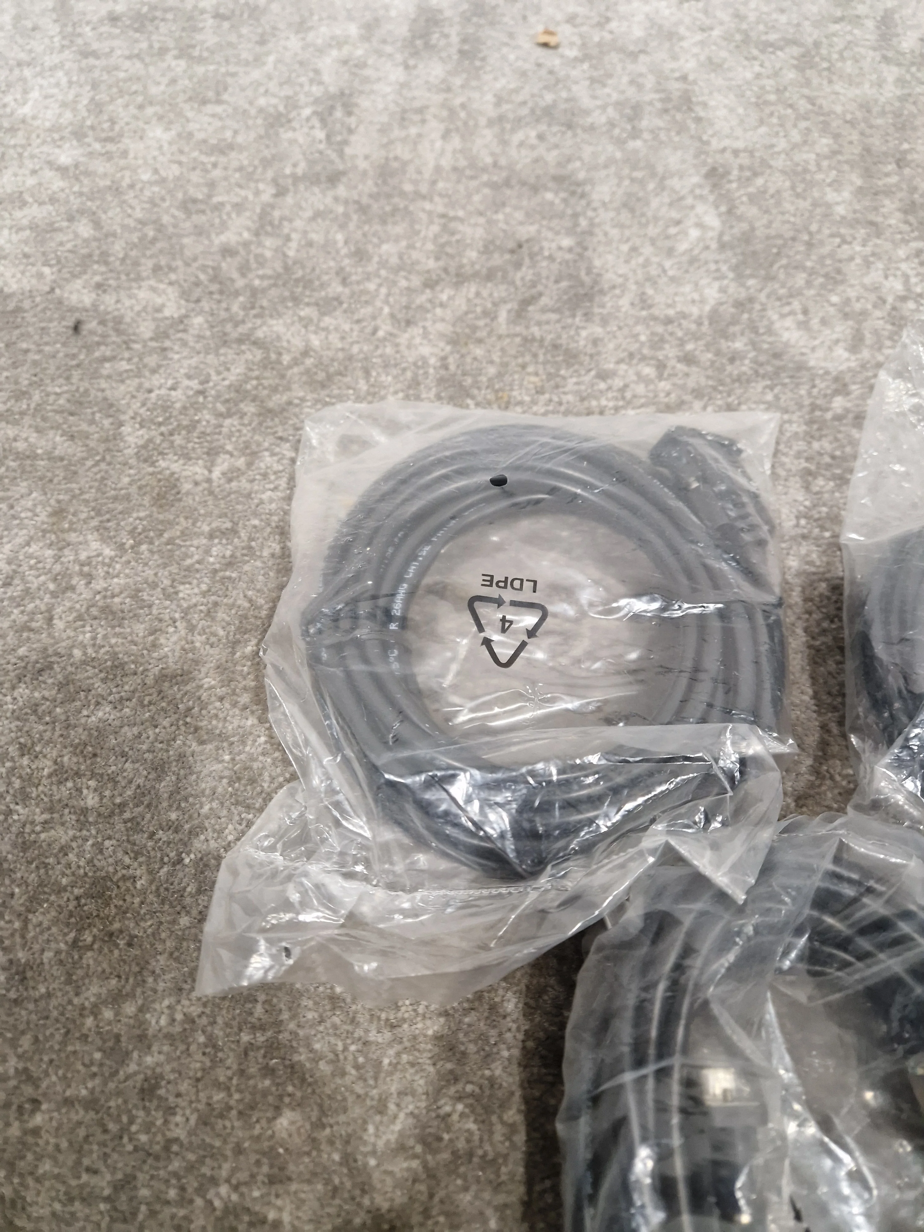 VGA TO Ethernet (RJ45) Cable Set OF 3 - High-Speed Data Transfer - Excellent w/ Original Packaging - Image 2
