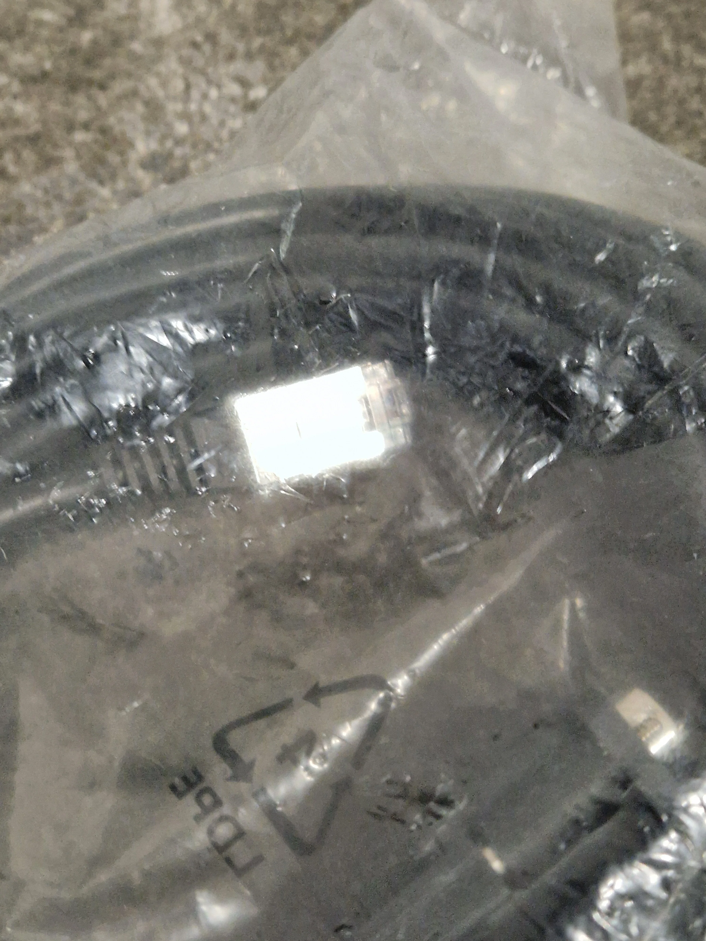 VGA TO Ethernet (RJ45) Cable Set OF 3 - High-Speed Data Transfer - Excellent w/ Original Packaging - Image 4