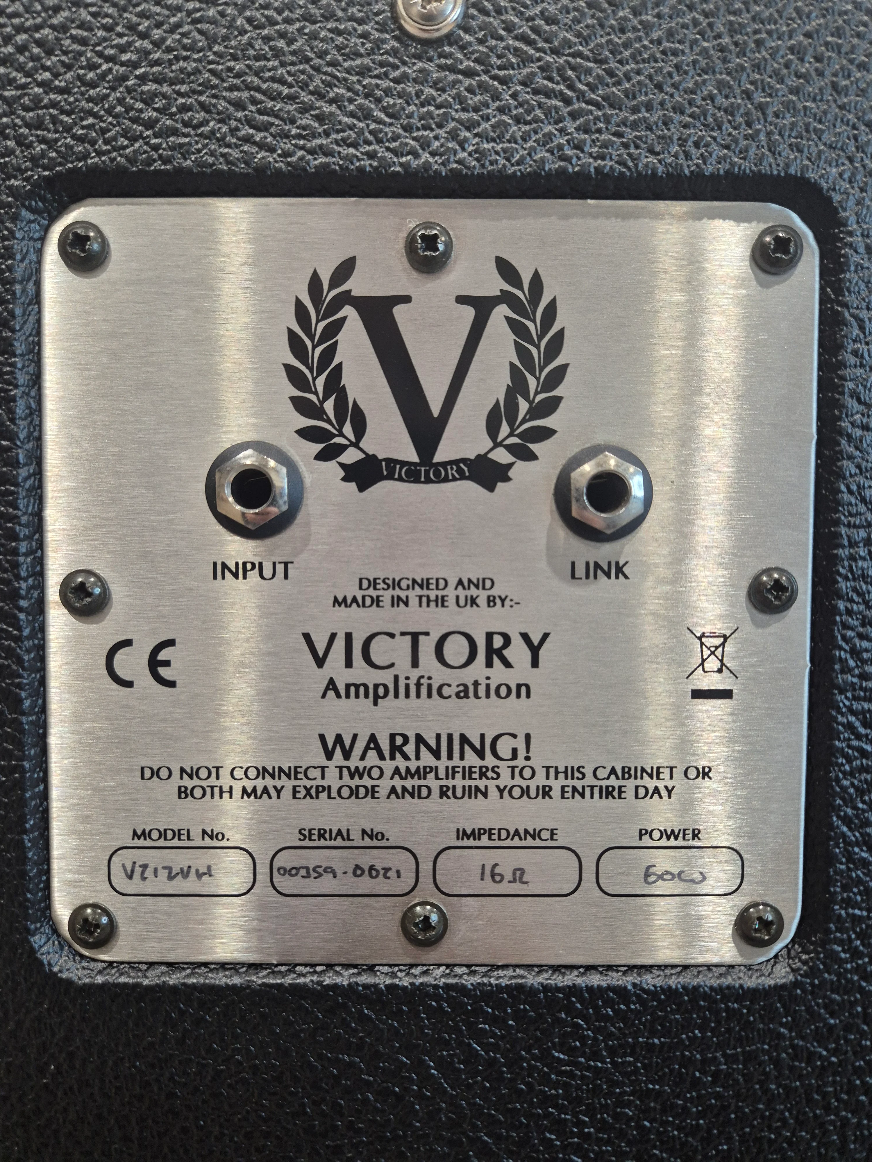 Victory V212-VH Cabinet - 2 x 12-Inch Speaker Cabinet - Black - Image 7