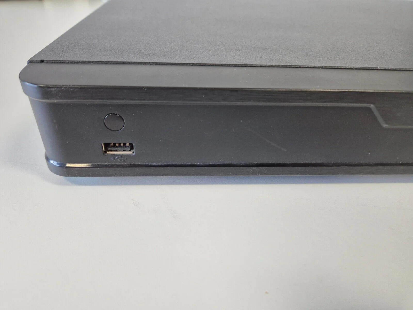 Videcon NVR302-08S2-P8/8000 – 8 Channel Network Video Recorder with PoE – Very Good - Image 3