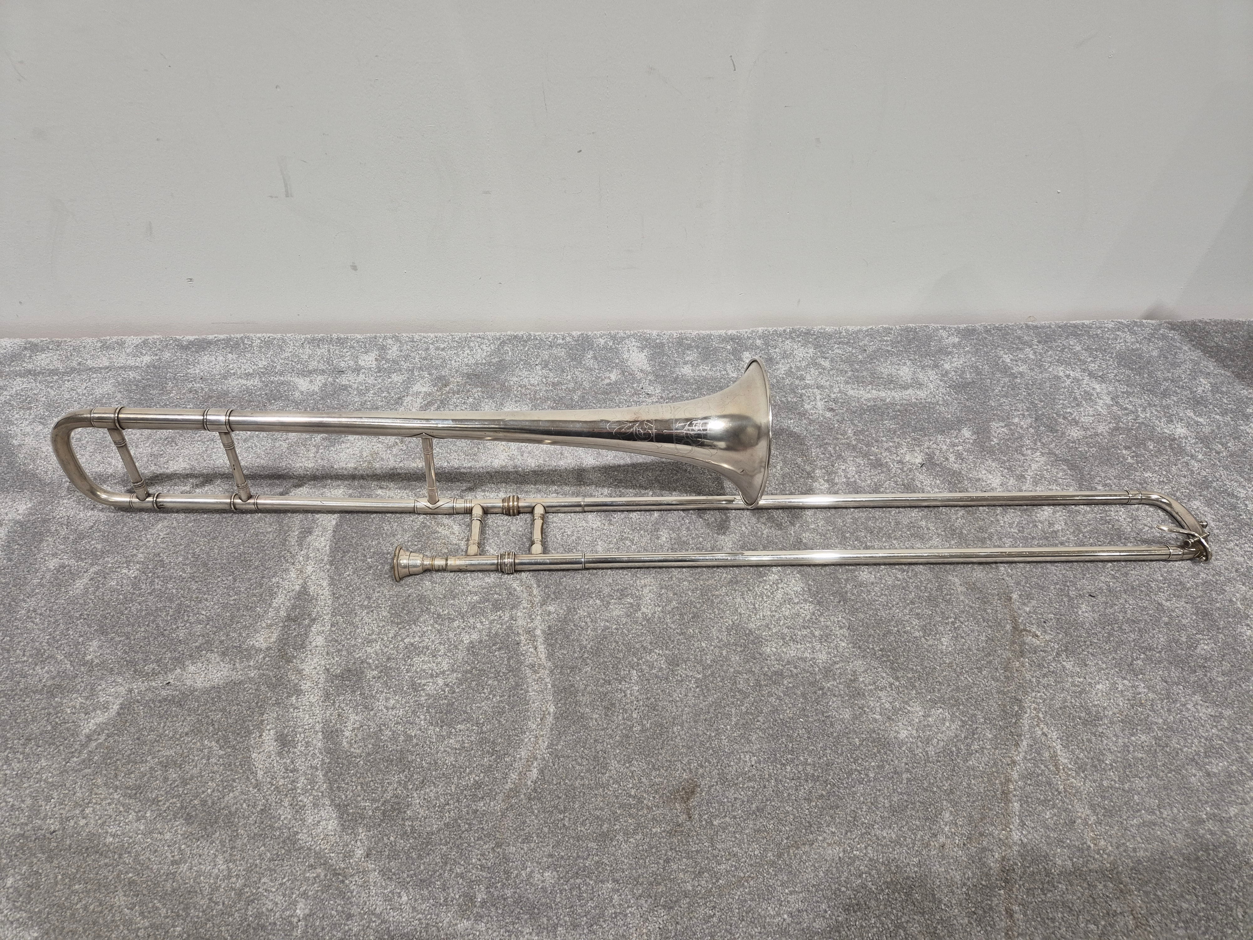 Vintage Martin Elkhart Trombone 1914 - Brass Instrument, Vintage Design - Very Good w/ Hard Case - Image 2