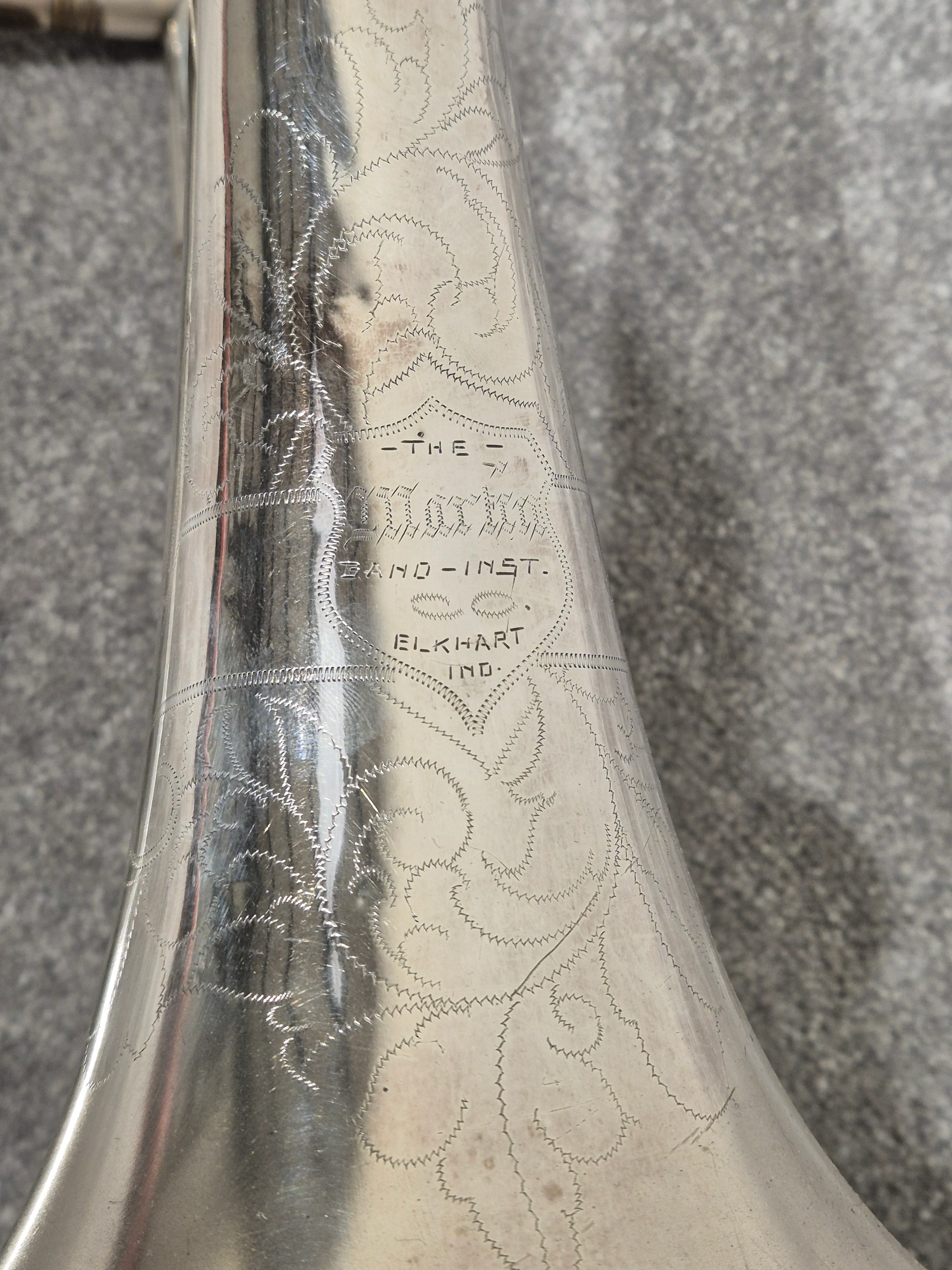 Vintage Martin Elkhart Trombone 1914 - Brass Instrument, Vintage Design - Very Good w/ Hard Case - Image 3