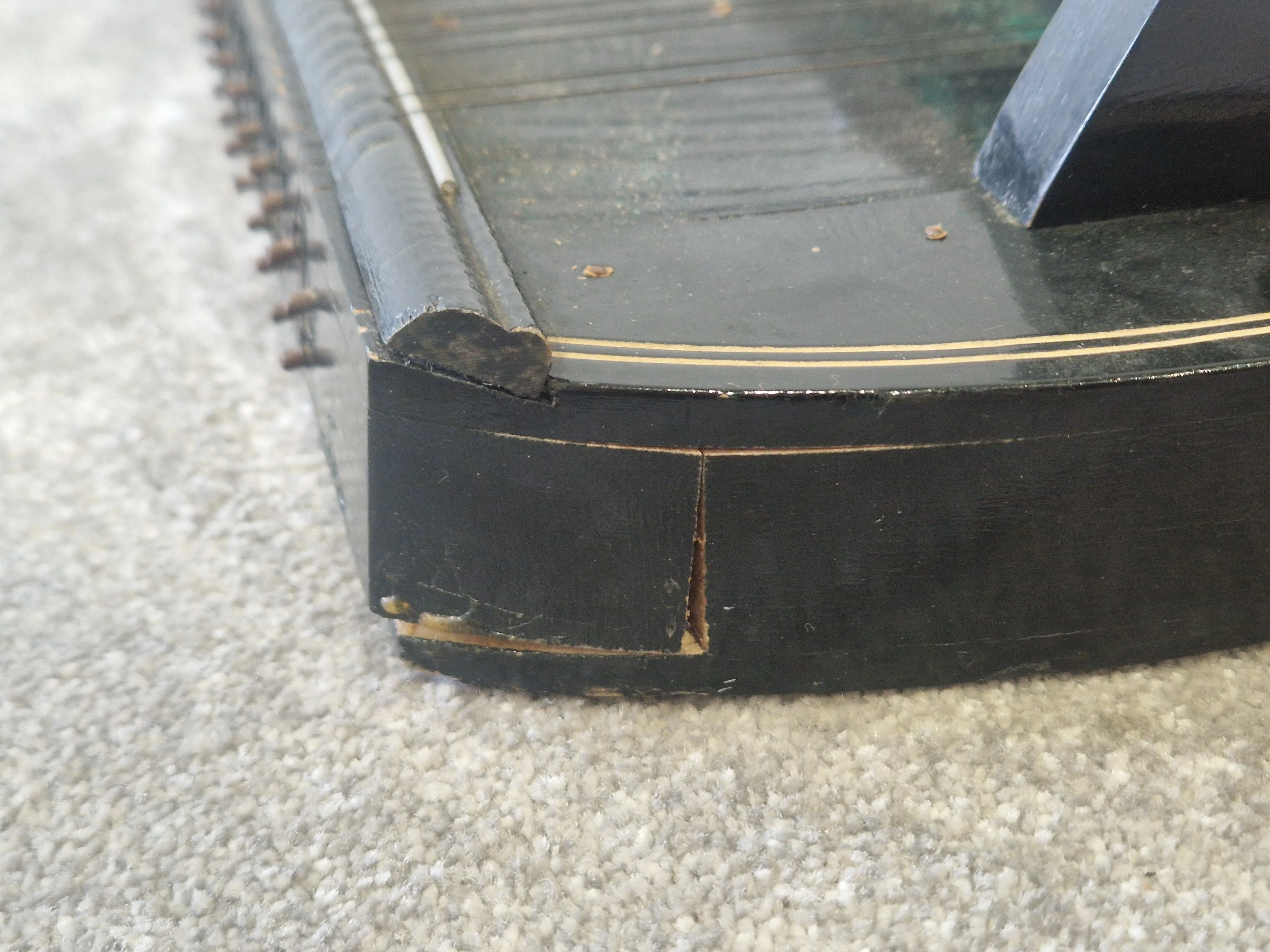Vintage Rosetti 32-String Autoharp – Classic Build, Rich Resonance – Good - Image 11
