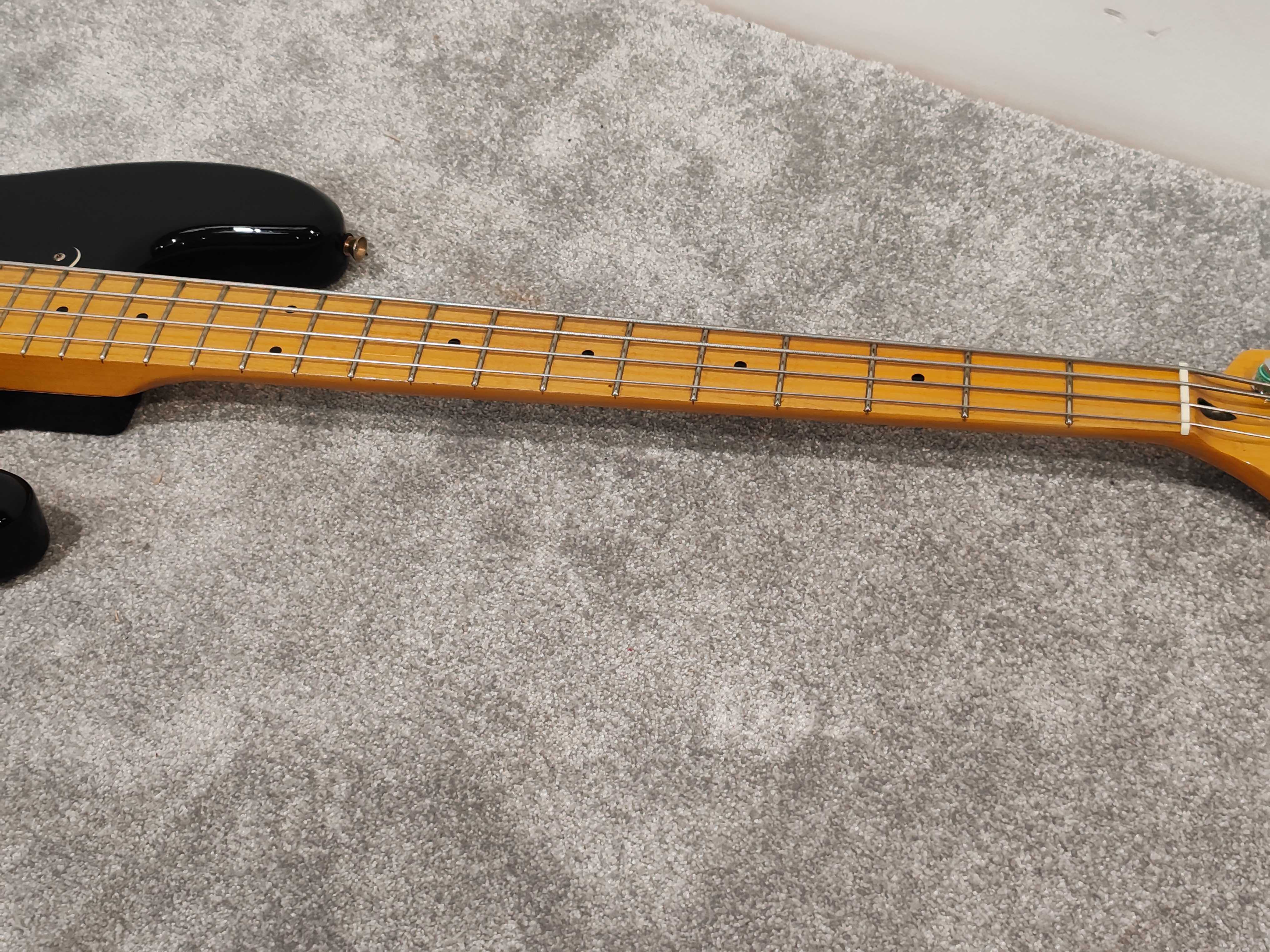 Vintage Tony Butler Signature V4 Bass Guitar, Black With Silverlining Hard Case - Image 5