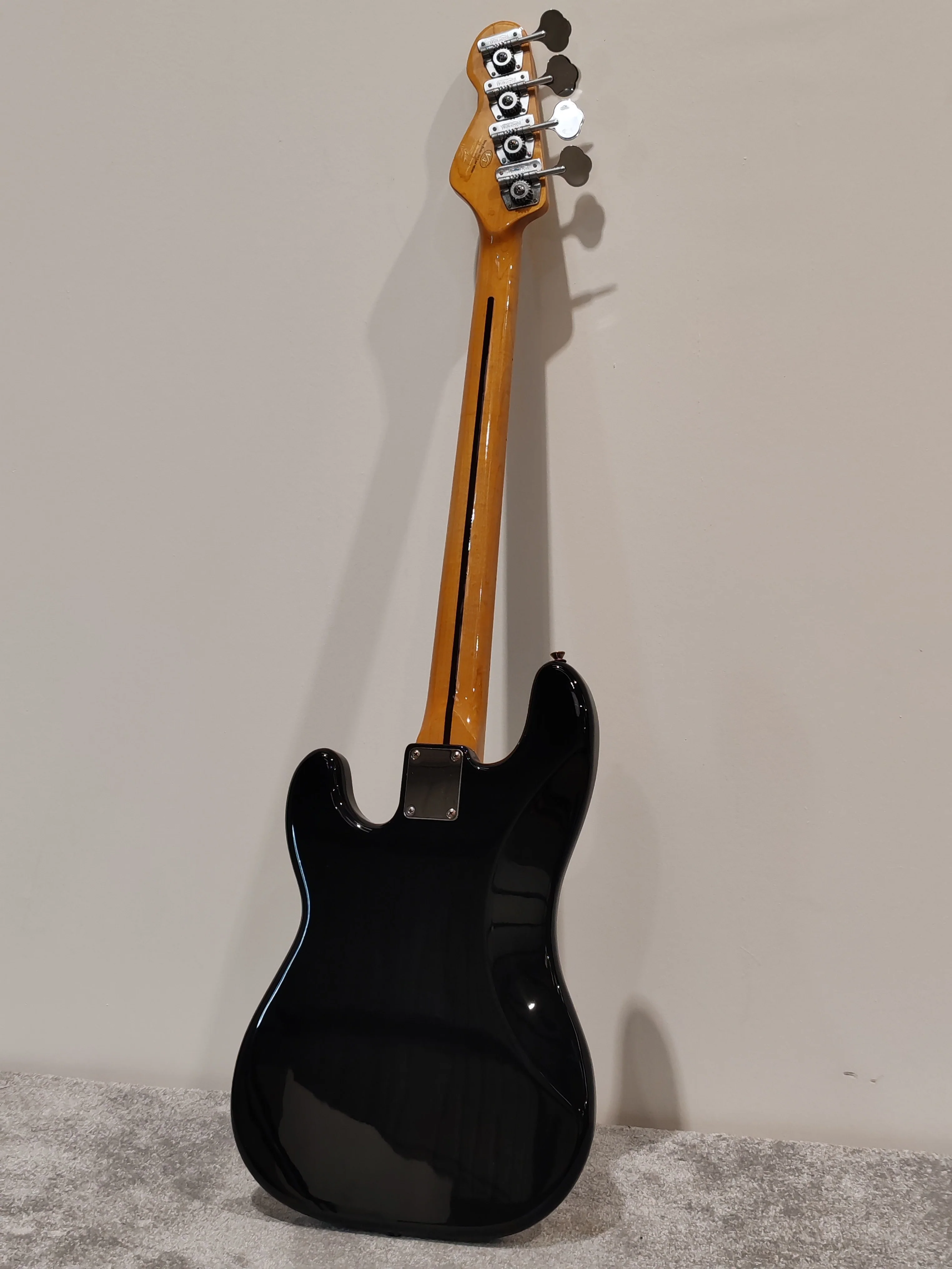 Vintage Tony Butler Signature V4 Bass Guitar, Black With Silverlining Hard Case - Image 8