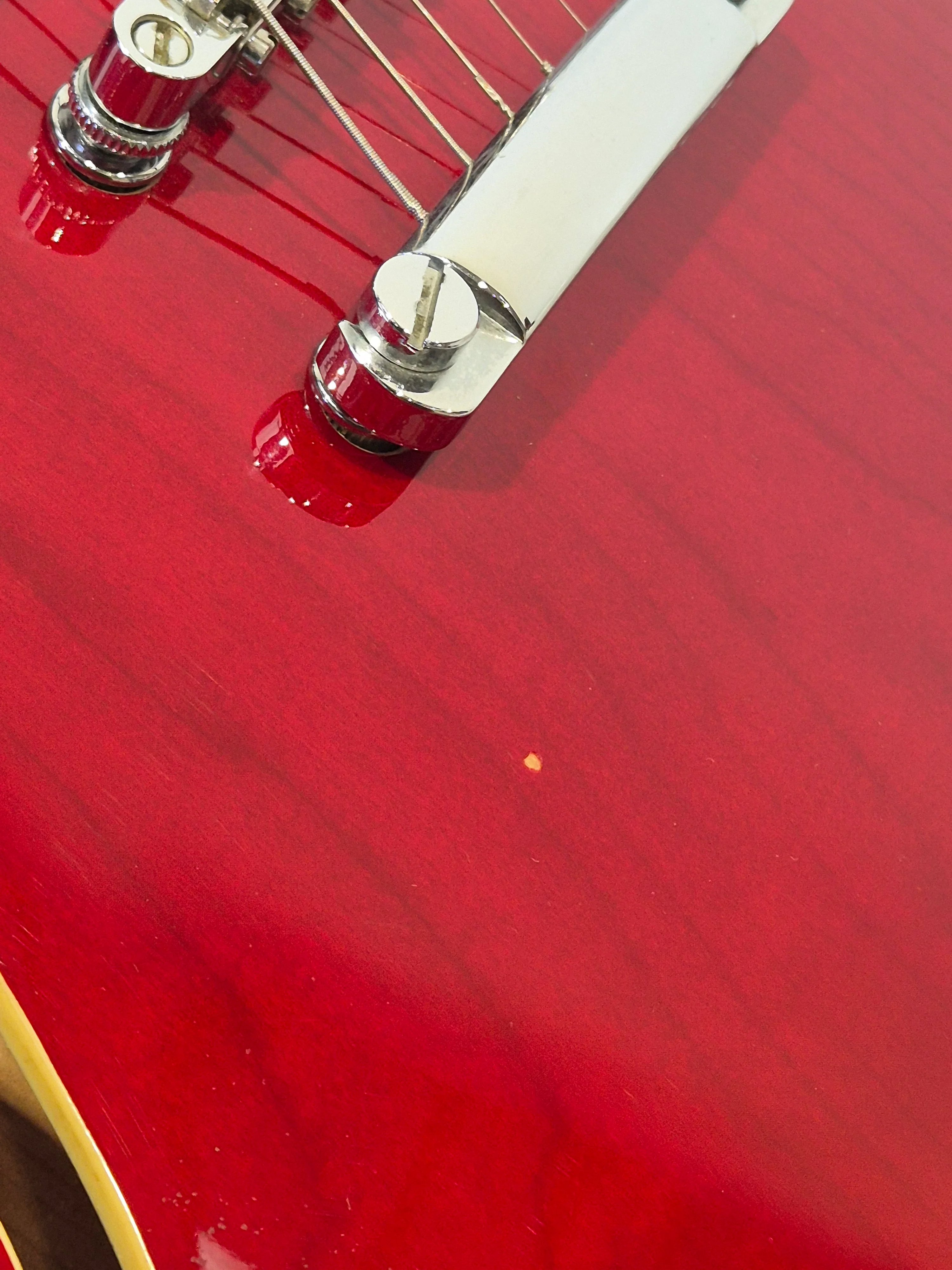 Vintage VSA500 - Semi-Hollow Body Electric Guitar - Red - Image 11