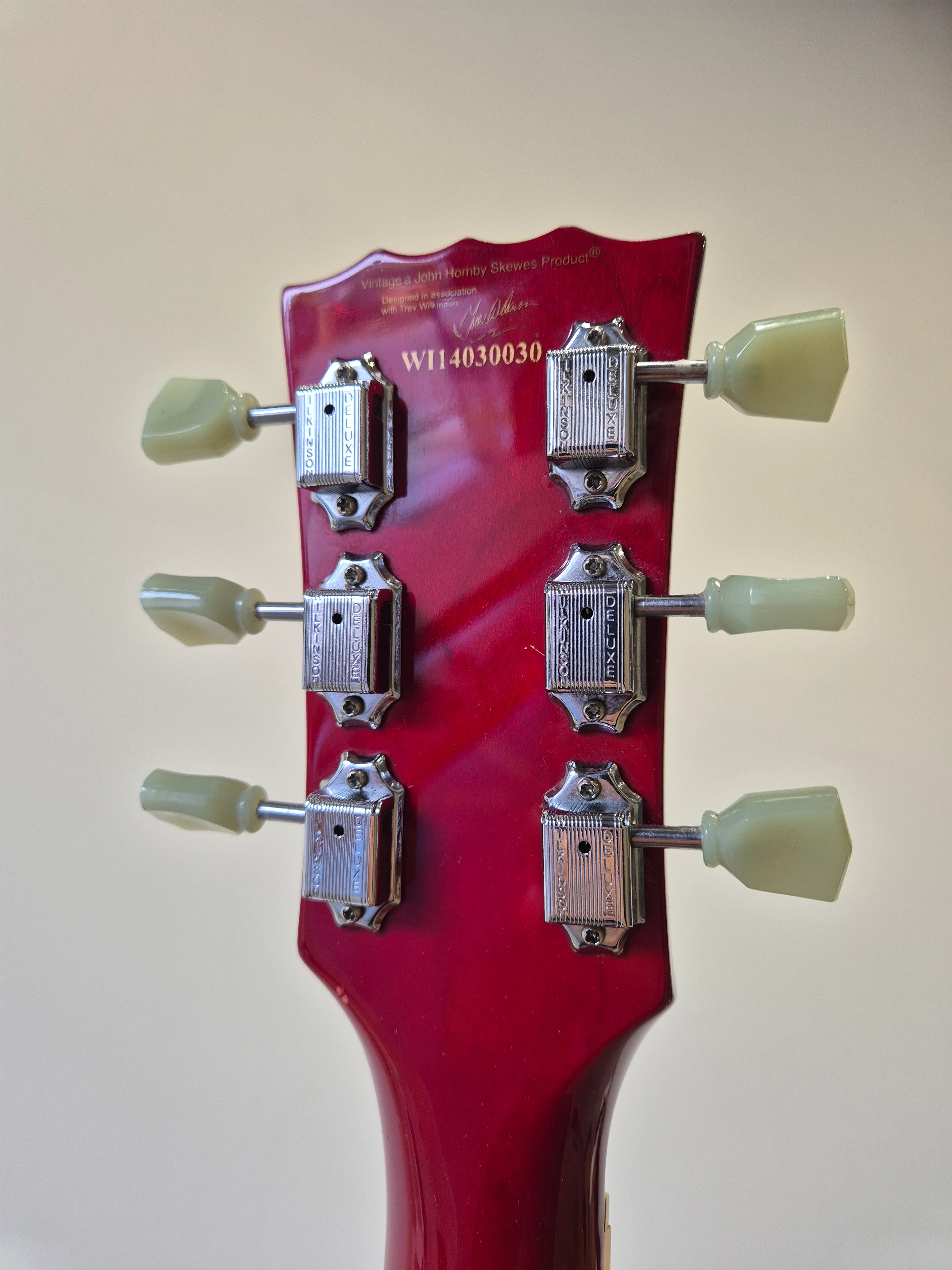 Vintage VSA500 - Semi-Hollow Body Electric Guitar - Red - Image 7