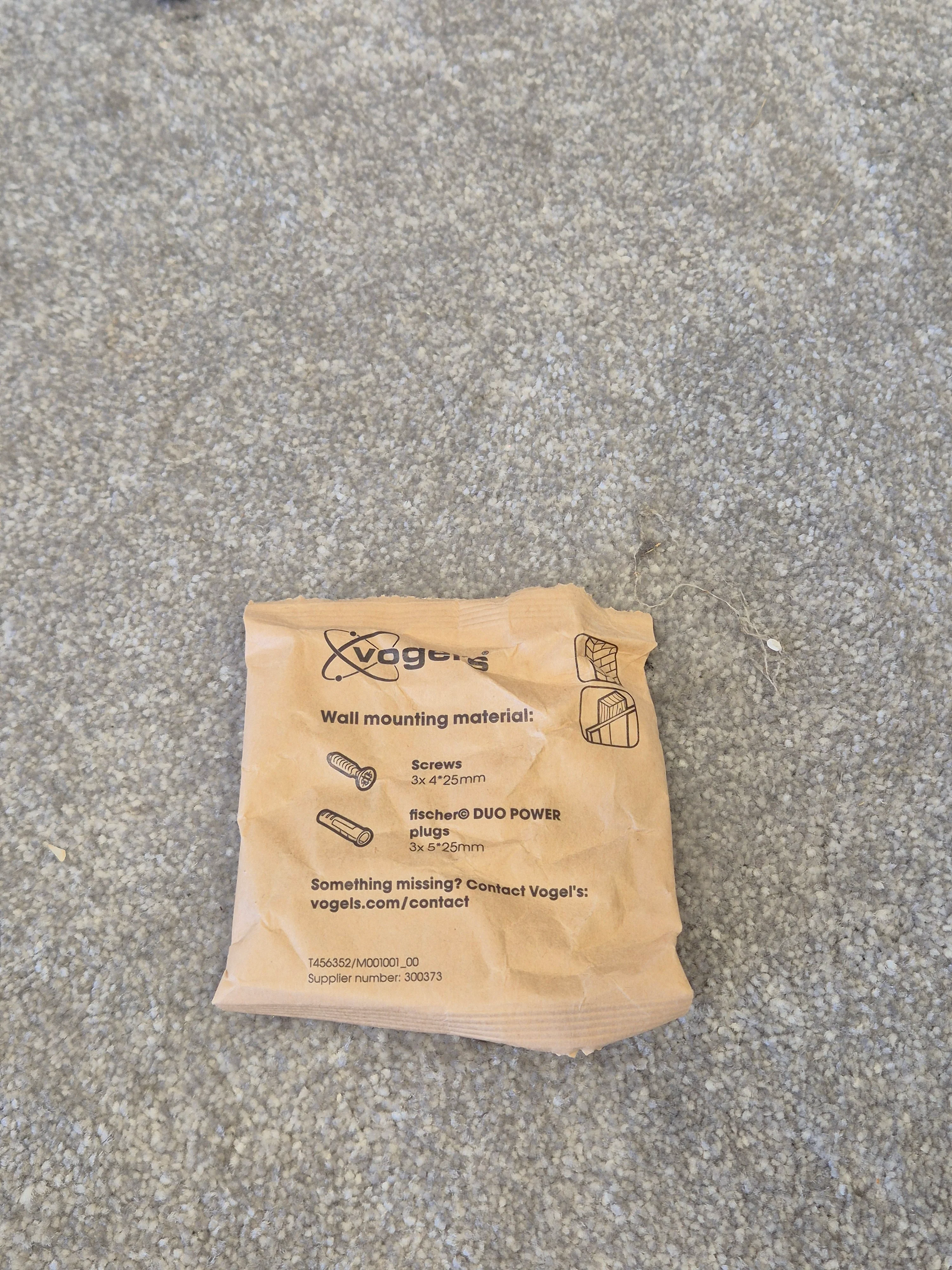 Vogels TVA 6000 - Cable Cover - Excellent w/ Original Box - Image 3