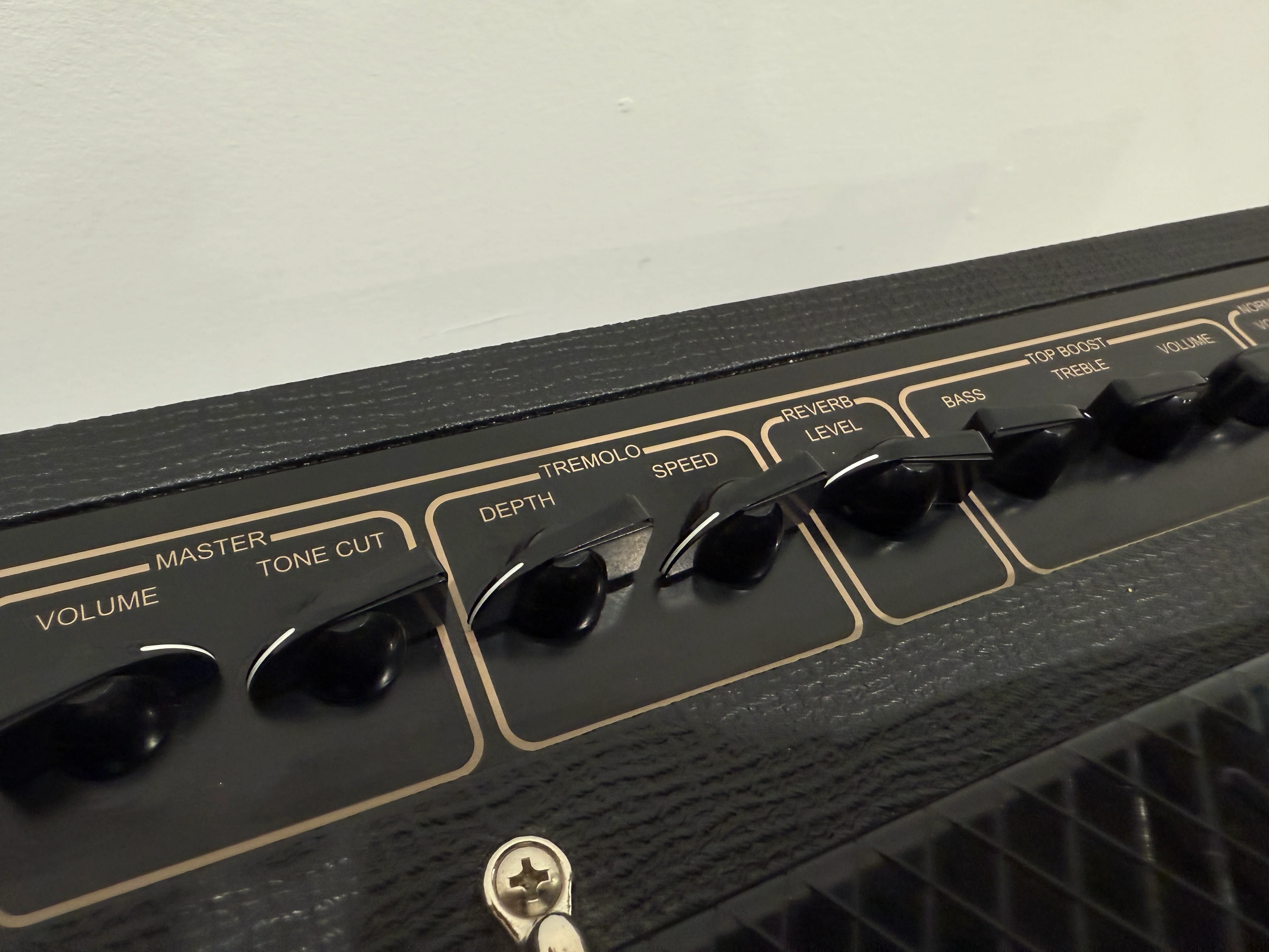 Vox AC15C2 Custom 2-Channel Guitar Amplifier - Combo Amp - w/ Original Box - Image 10