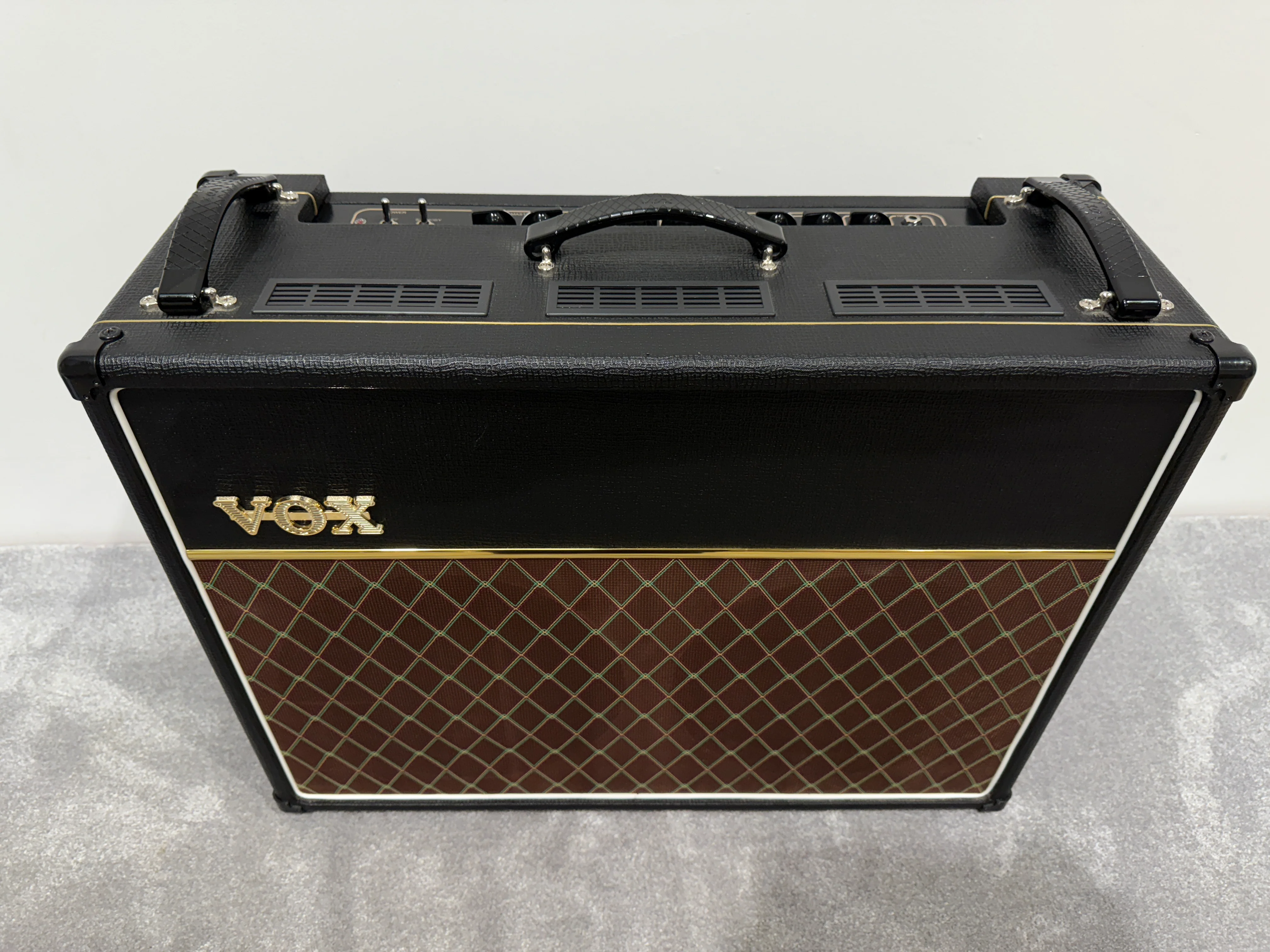 Vox AC15C2 Custom 2-Channel Guitar Amplifier - Combo Amp - w/ Original Box - Image 3
