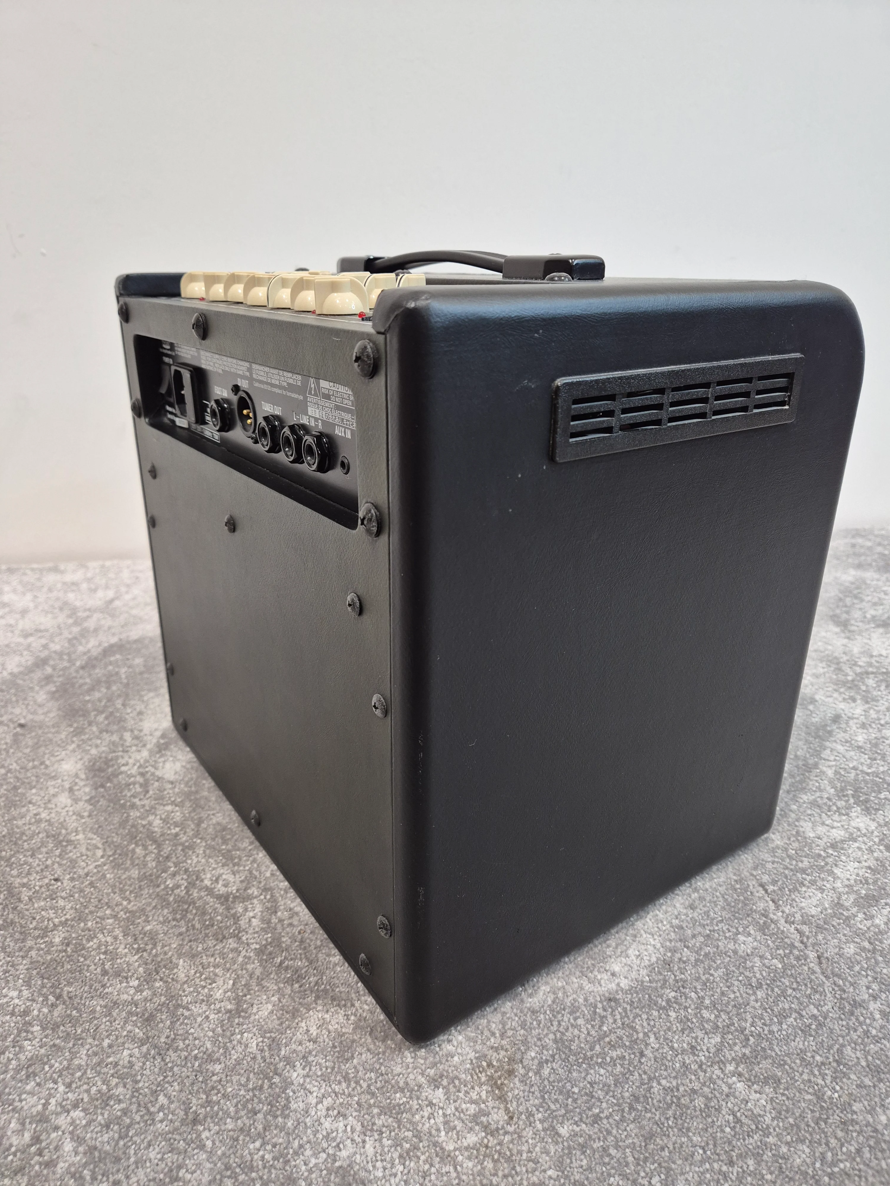 VOX AGA70 - 70-watt 2-Channel Acoustic Amplifier w/ Original Box - Image 3