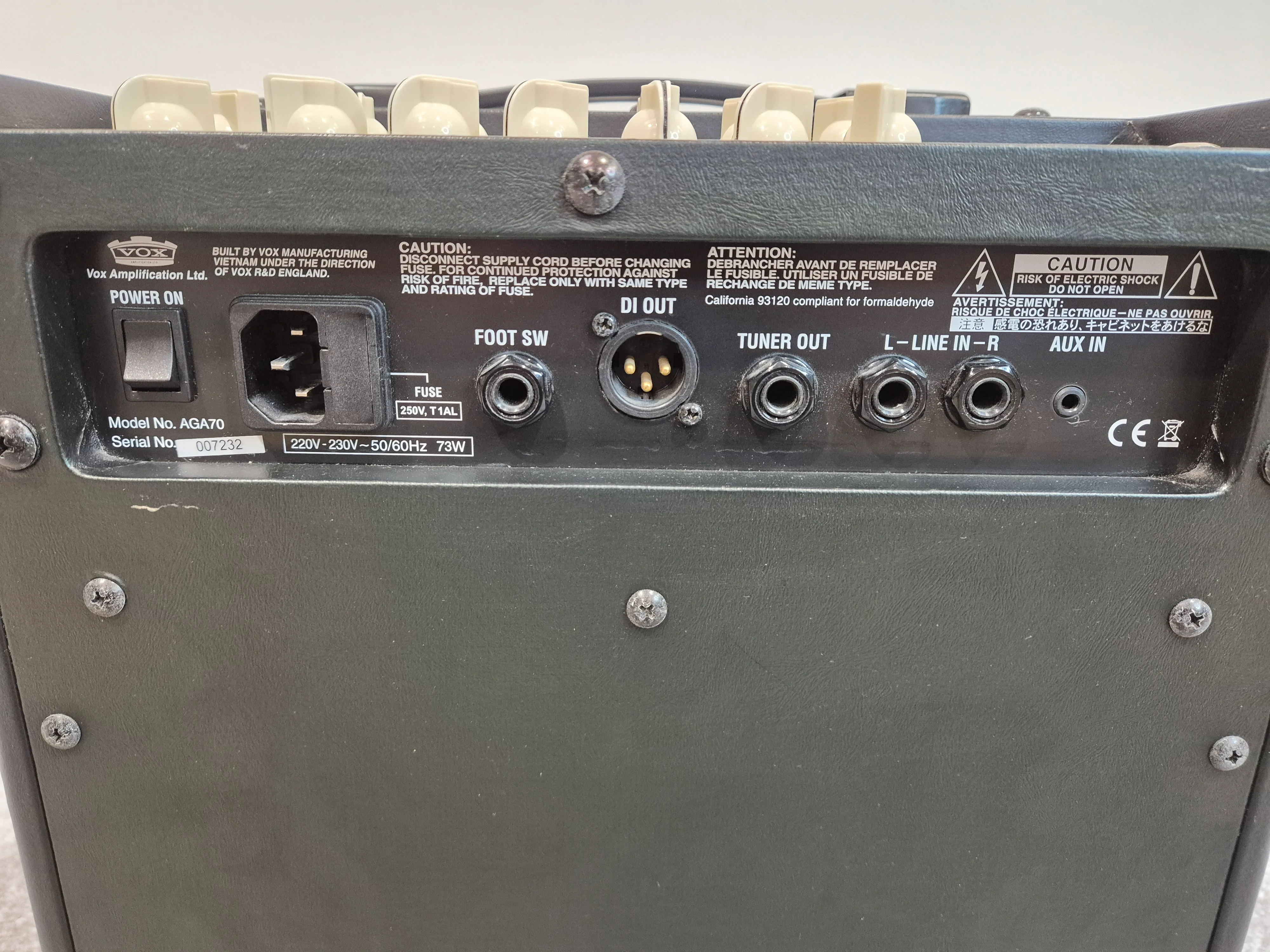 VOX AGA70 - 70-watt 2-Channel Acoustic Amplifier w/ Original Box - Image 5
