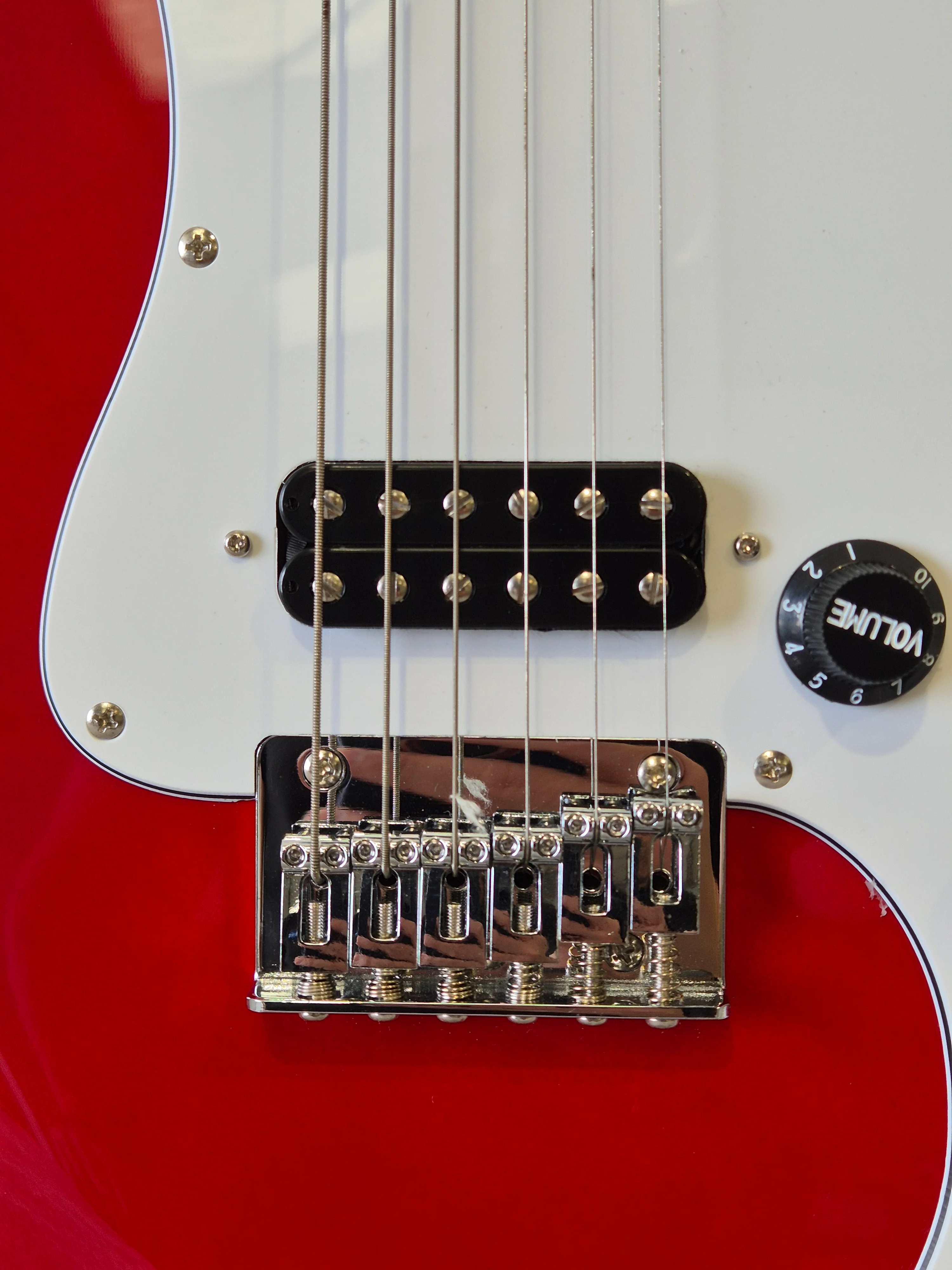 Vox SDC-1 - Mini Electric Guitar w/ Soft Gig bag - Excellent - Image 4