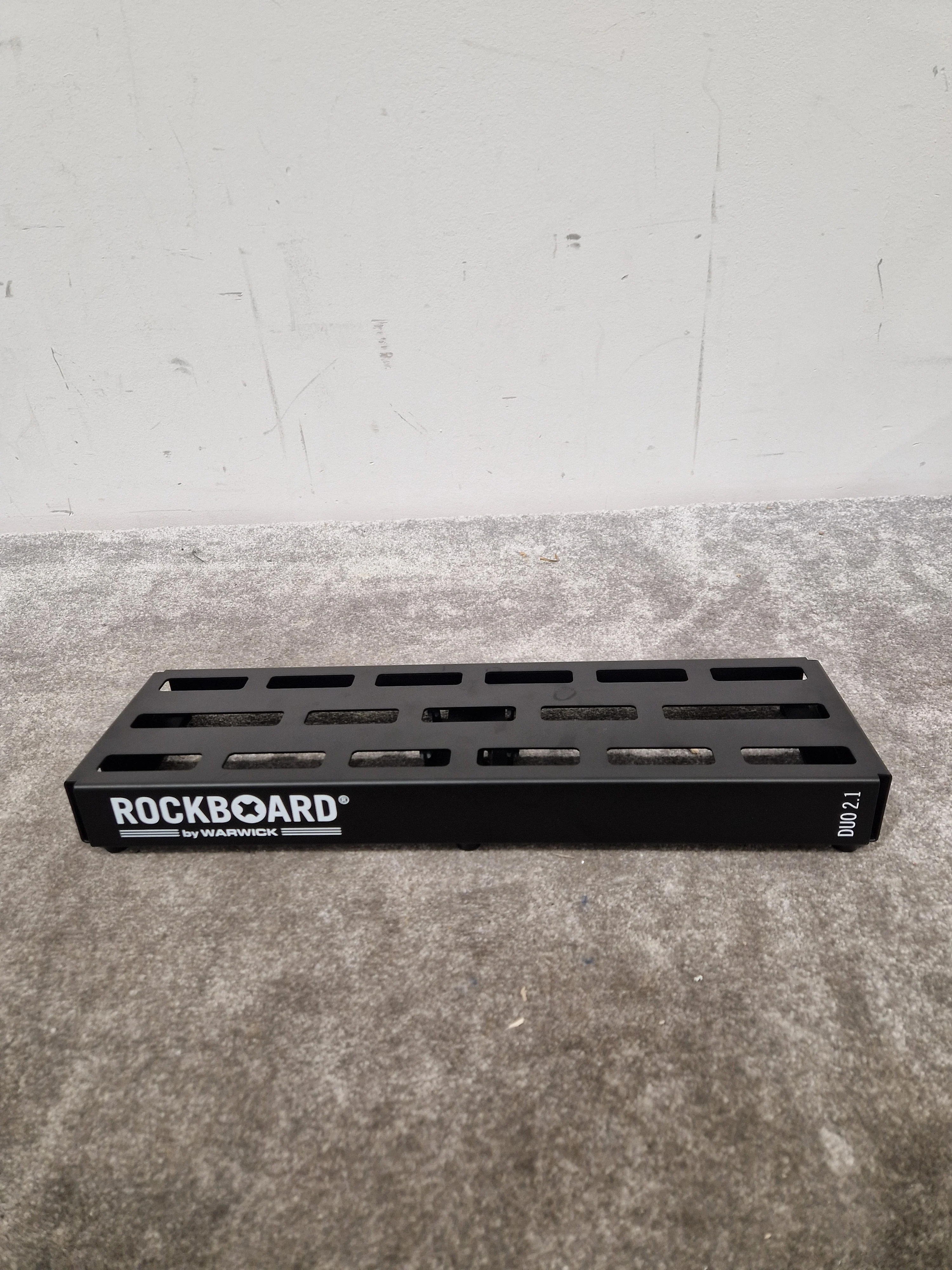 Warwick Rockboard Duo 2.1 - Compact Pedalboard - Excellent w/ Original Box & Soft Case - Image 17