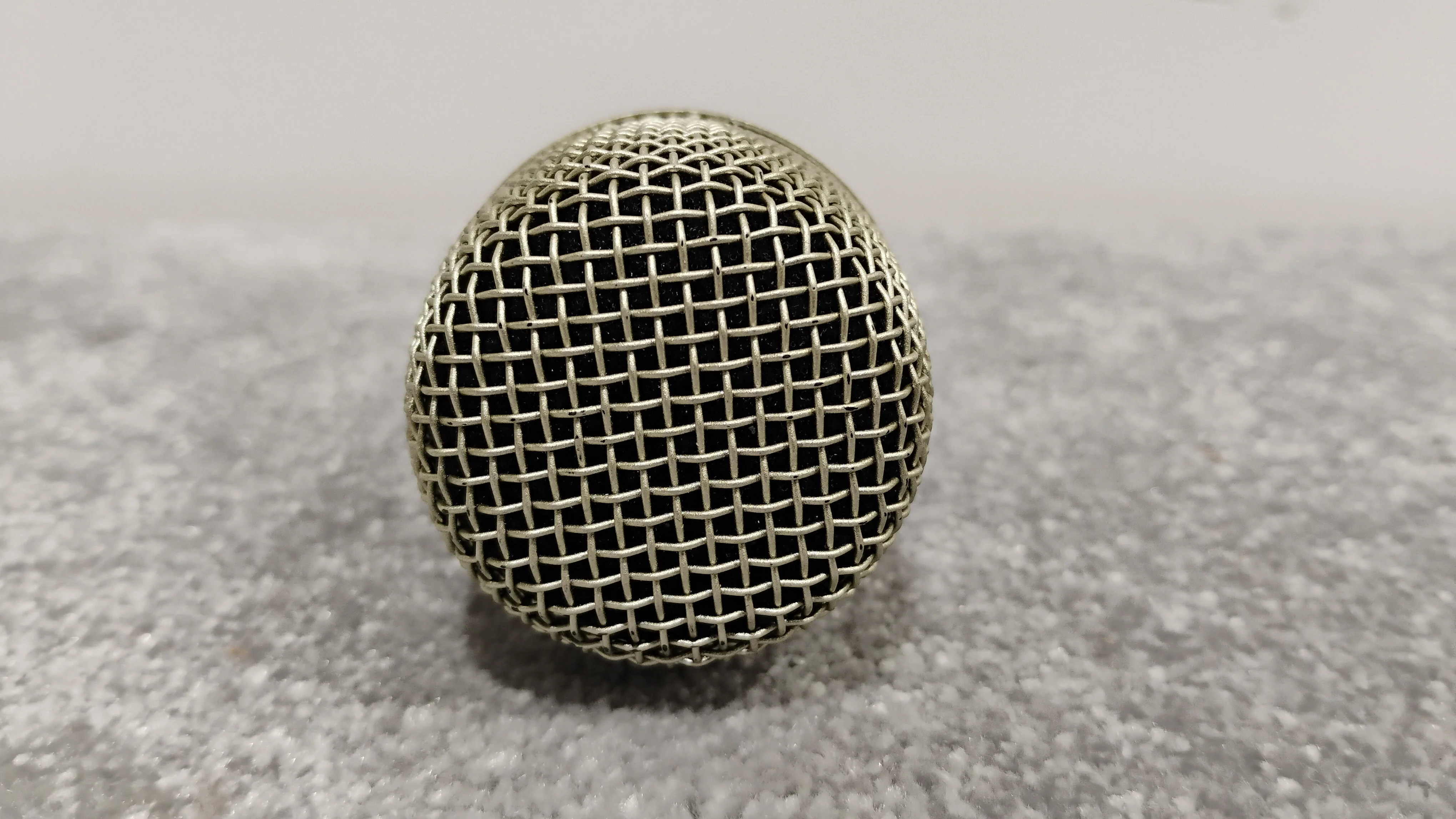 Wireless Battery Powered Microphone - Image 4