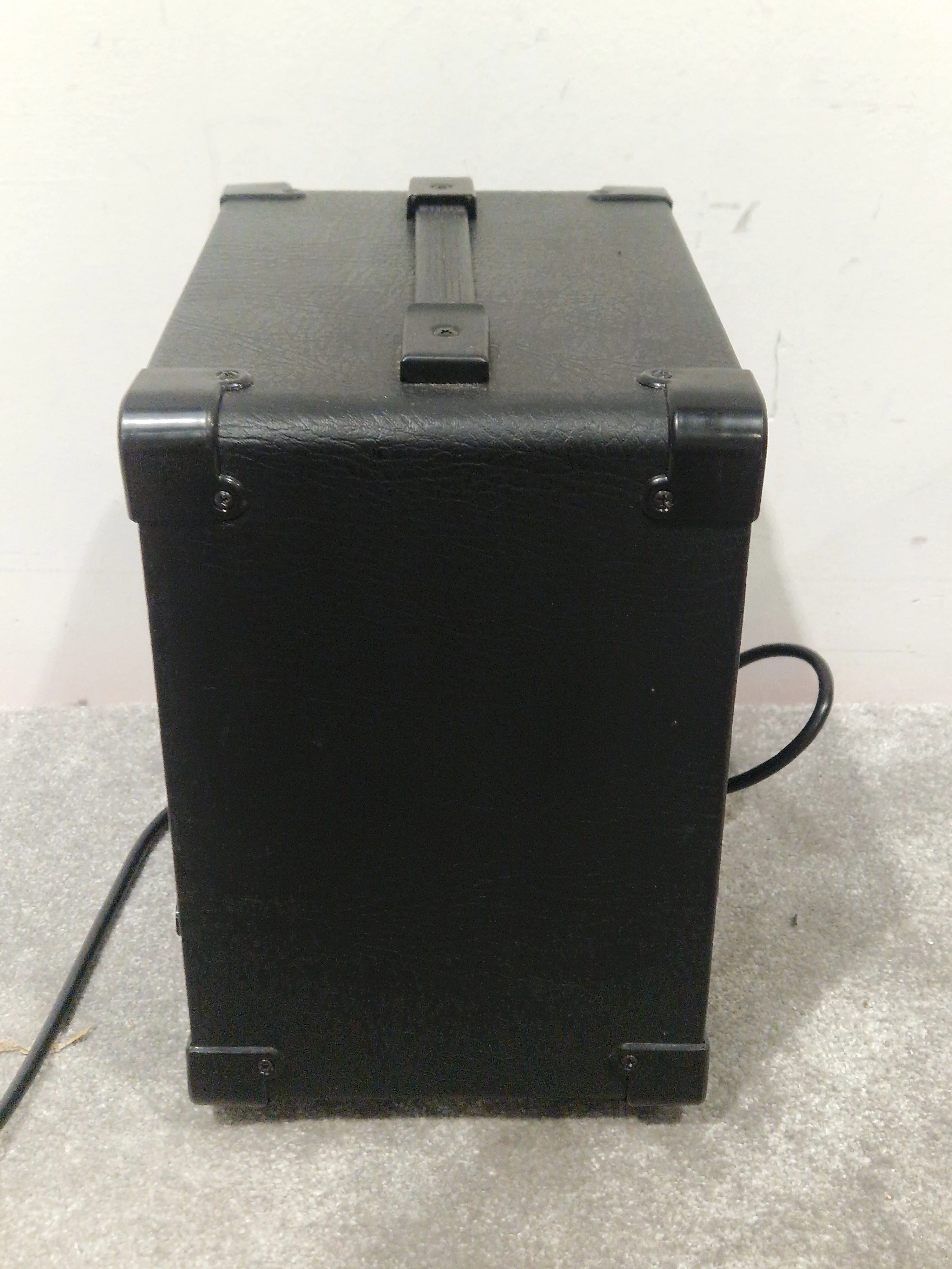 Wood WVA-10D - Electric Violin Amplifier - 10 Watt - Excellent w/ Original Box , American To UK Plug Converter - Image 9