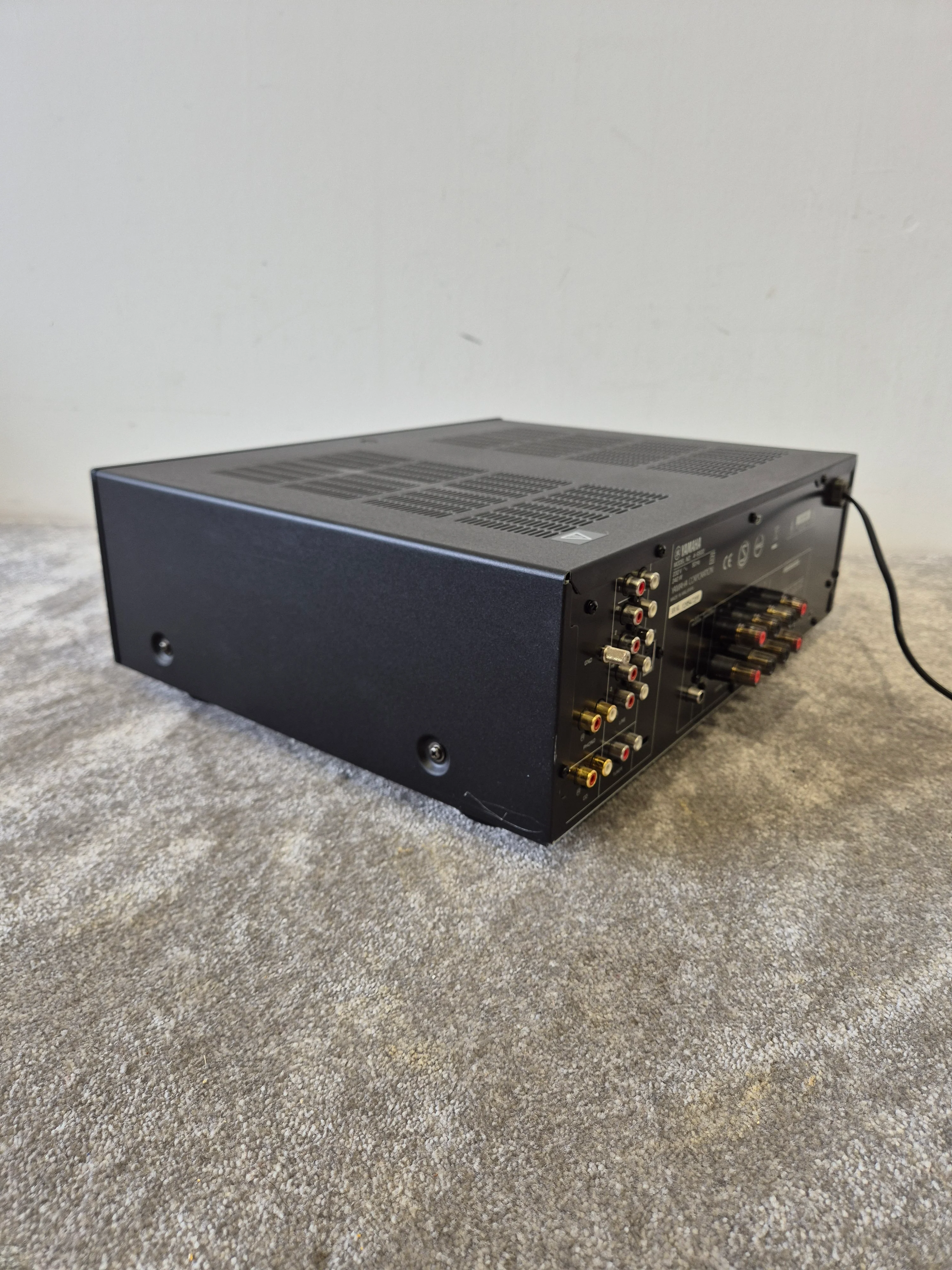 Yamaha A-S500 - Stereo Integrated Amplifier - Excellent - Image 11