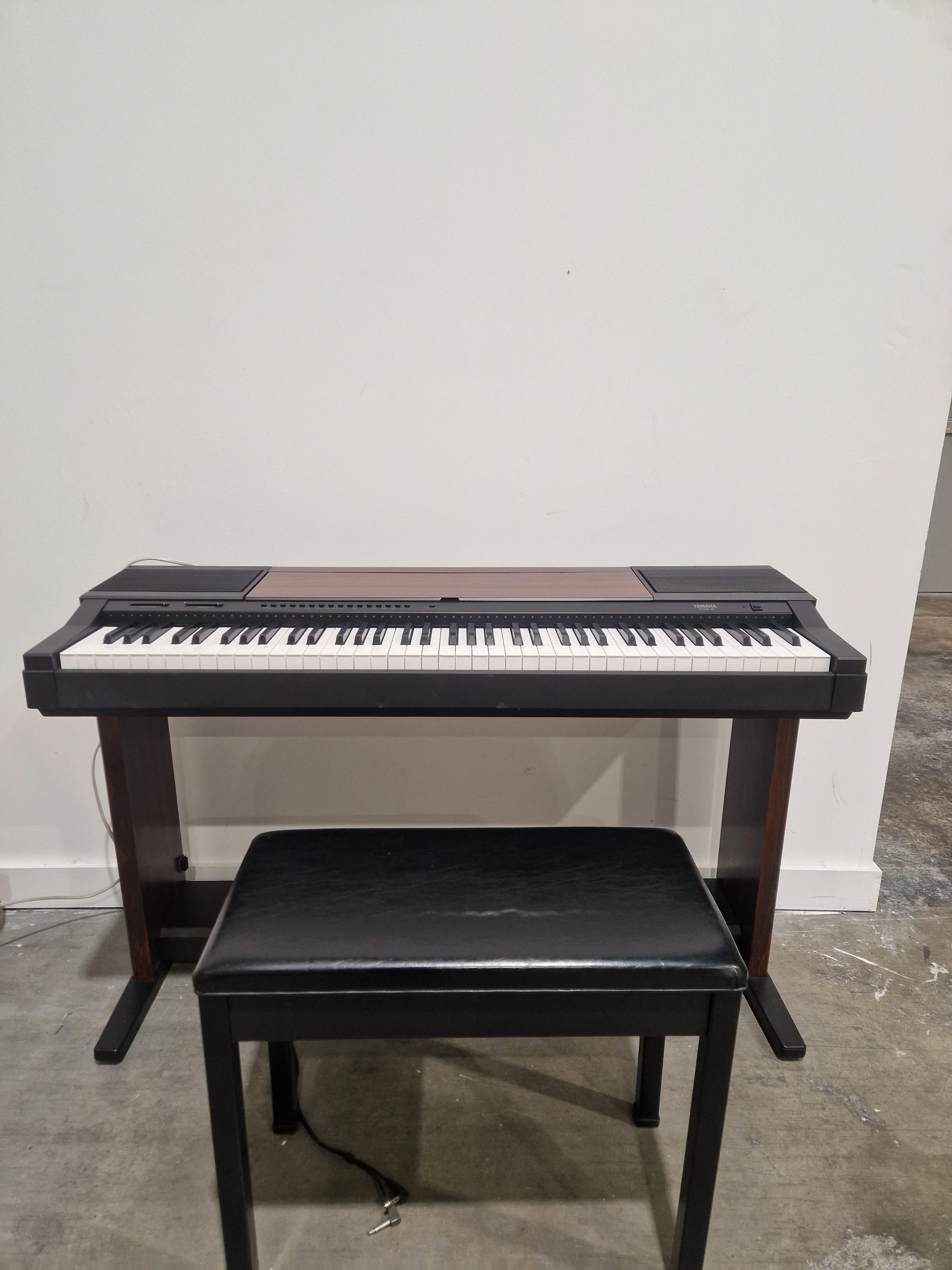 Yamaha CVP-5 - Digital Piano - Rosewood Finish - Excellent w/ Soft Case - Image 4