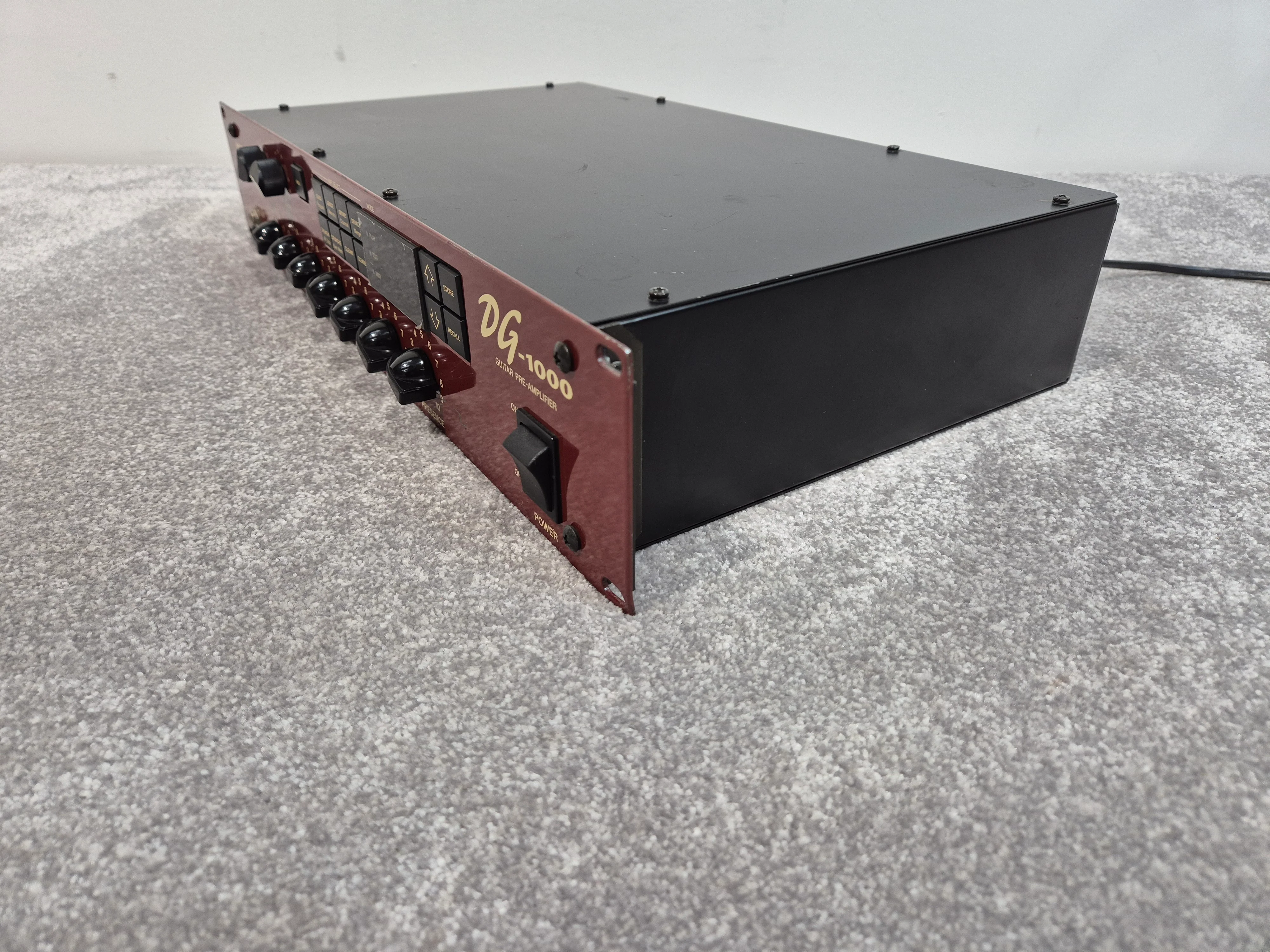 Yamaha DG-1000 - Guitar Preamp and Amp Modeller - Image 10