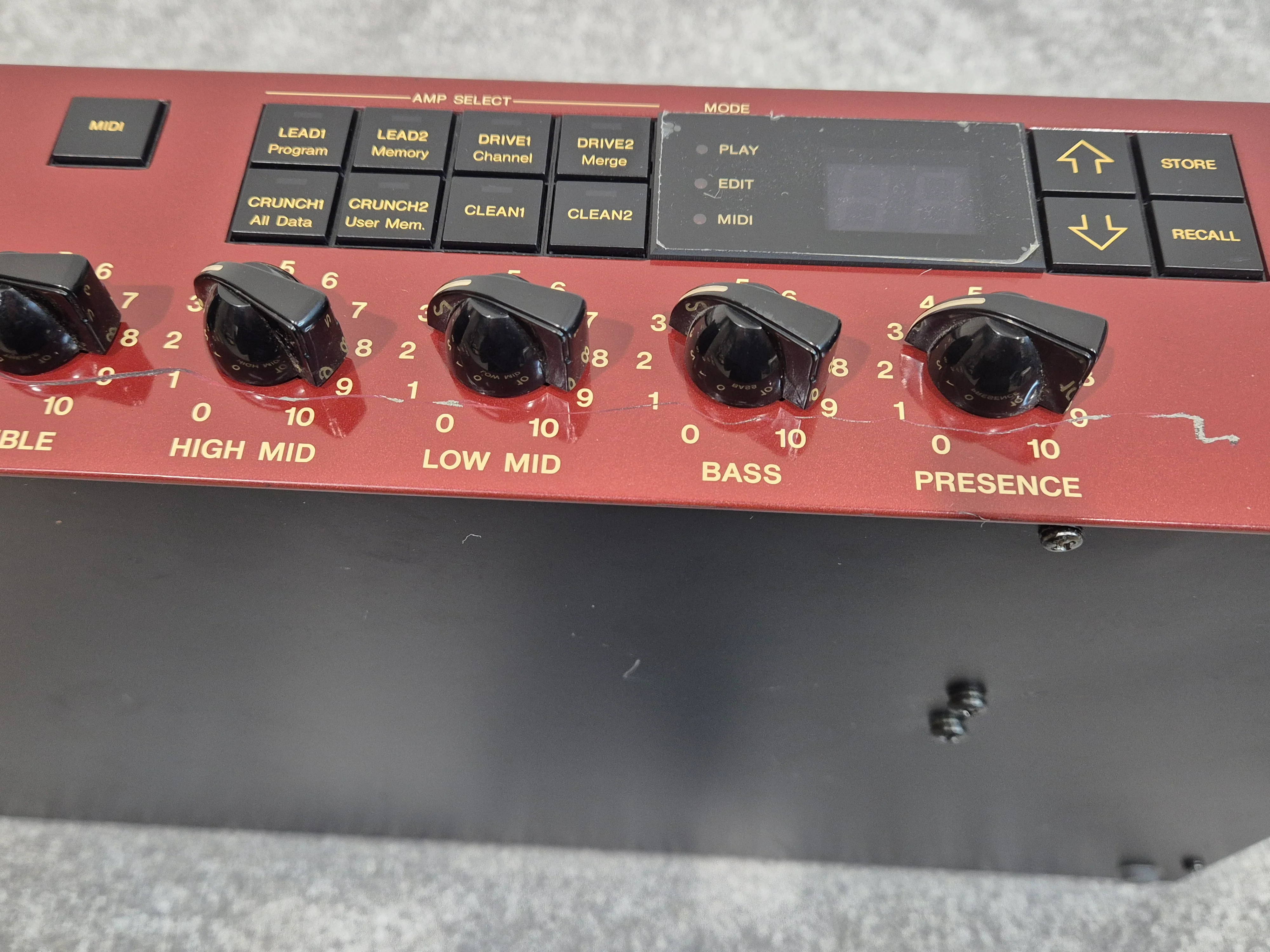Yamaha DG-1000 - Guitar Preamp and Amp Modeller - Image 12