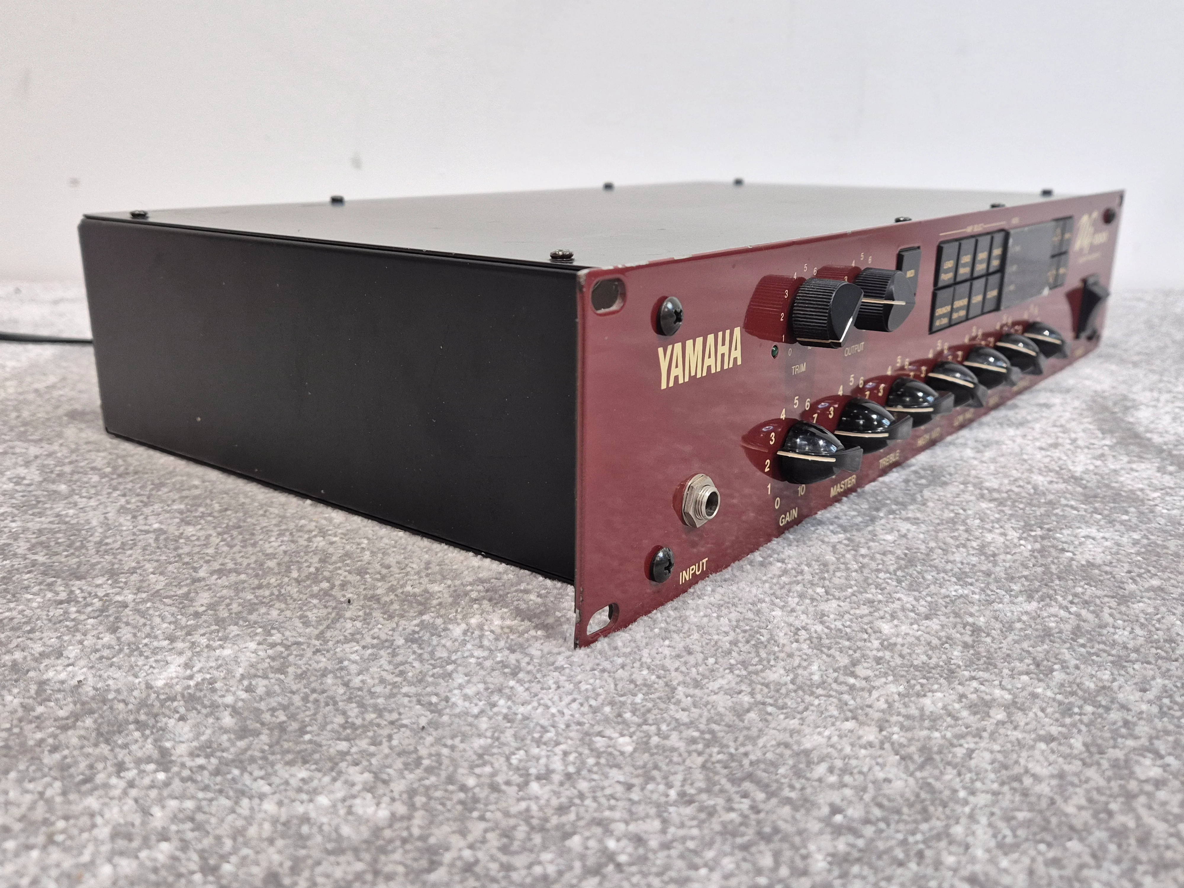 Yamaha DG-1000 - Guitar Preamp and Amp Modeller - Image 5