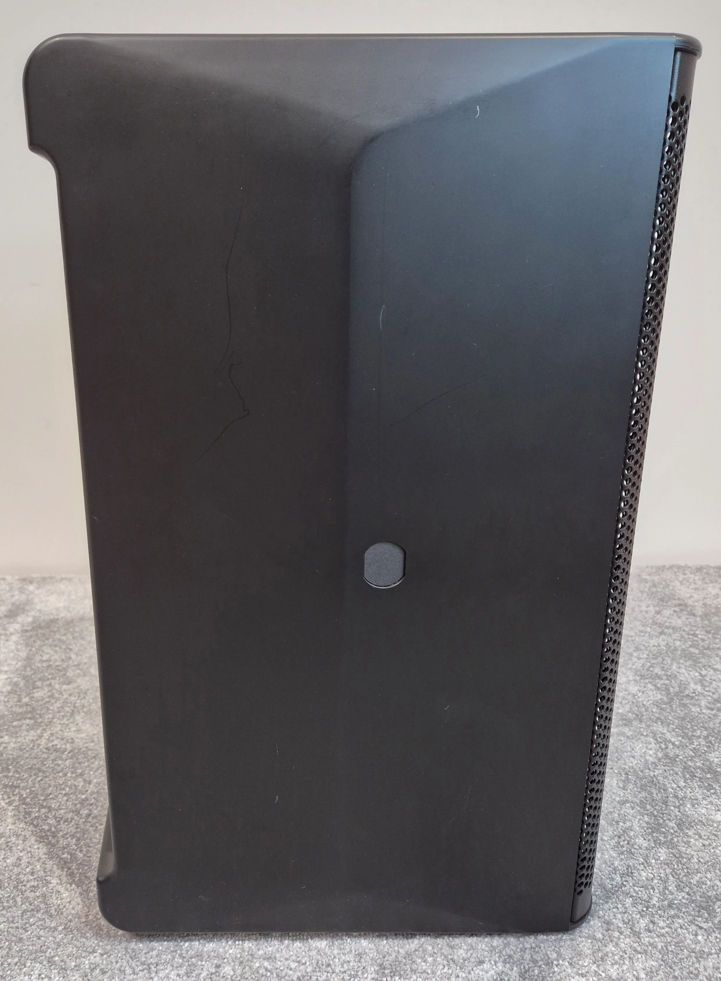 Yamaha DXR8 - 1100 Watts Active Full-Range PA Speaker - Open Box New - Image 5