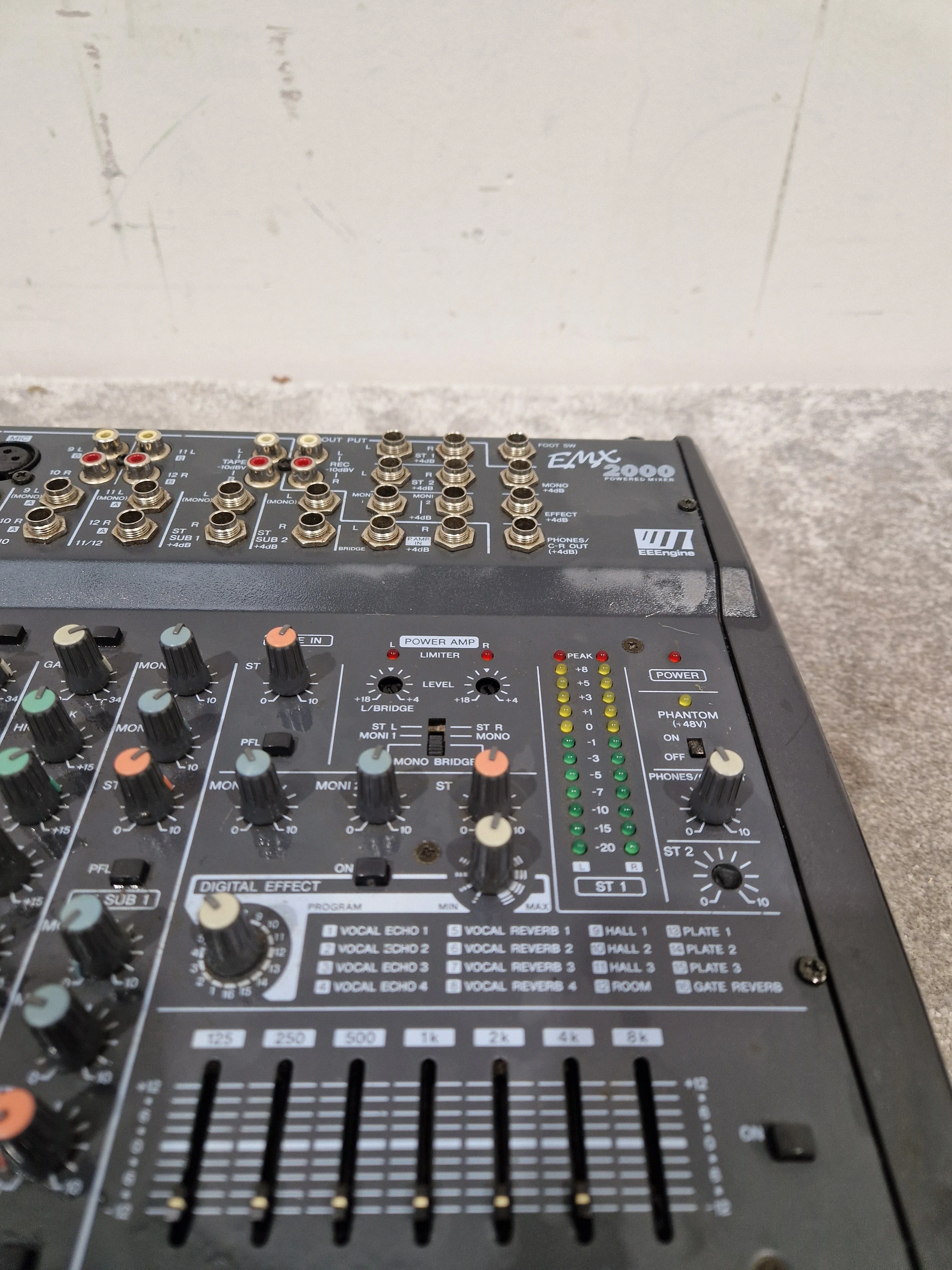 Yamaha EMX 2000 - 200W Powered Mixer - Spares or Repair - Image 11
