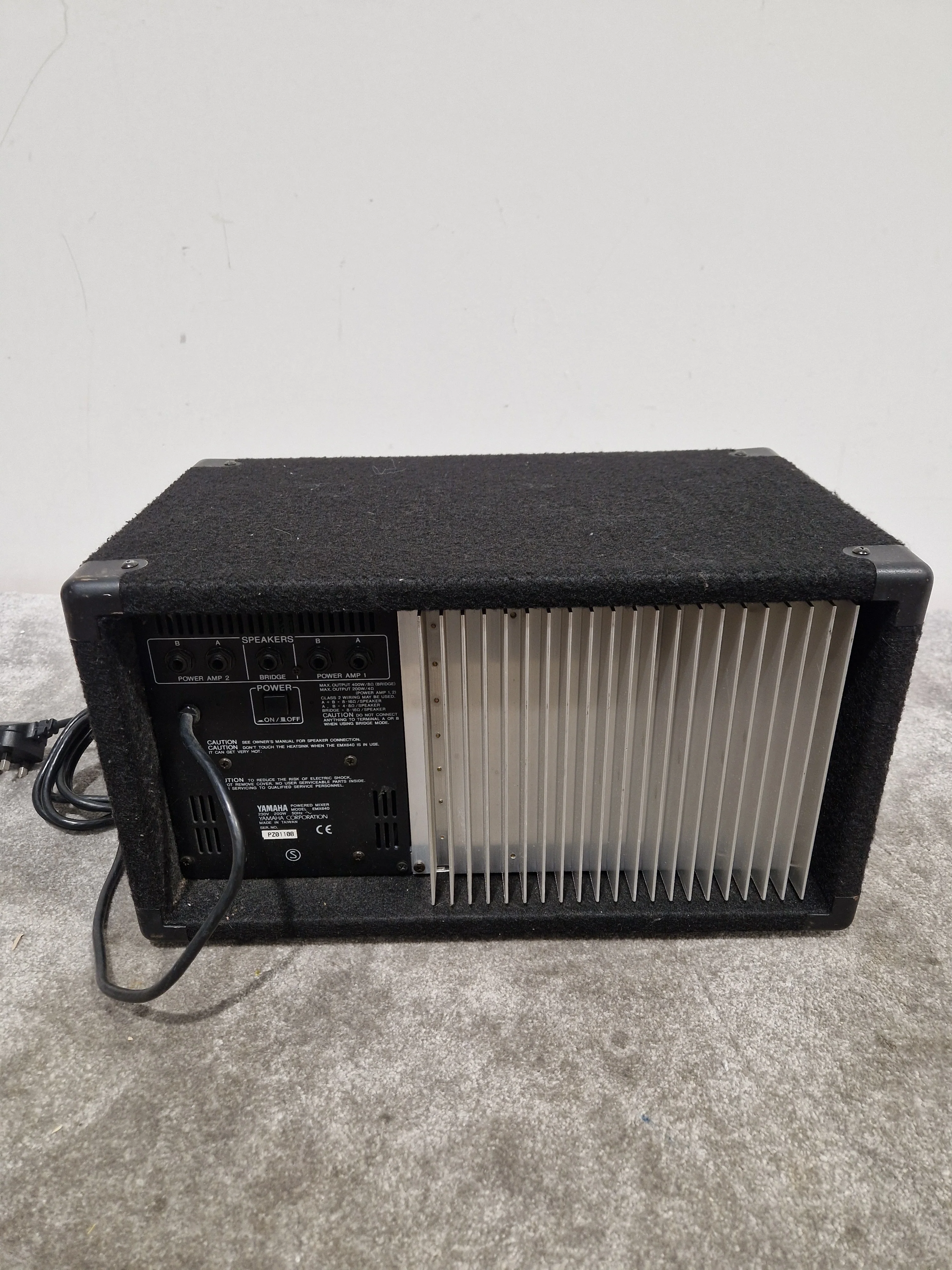 YAMAHA EMX640 Powered Mixer - 200W Stereo - Excellent w/ Power Supply - Image 8