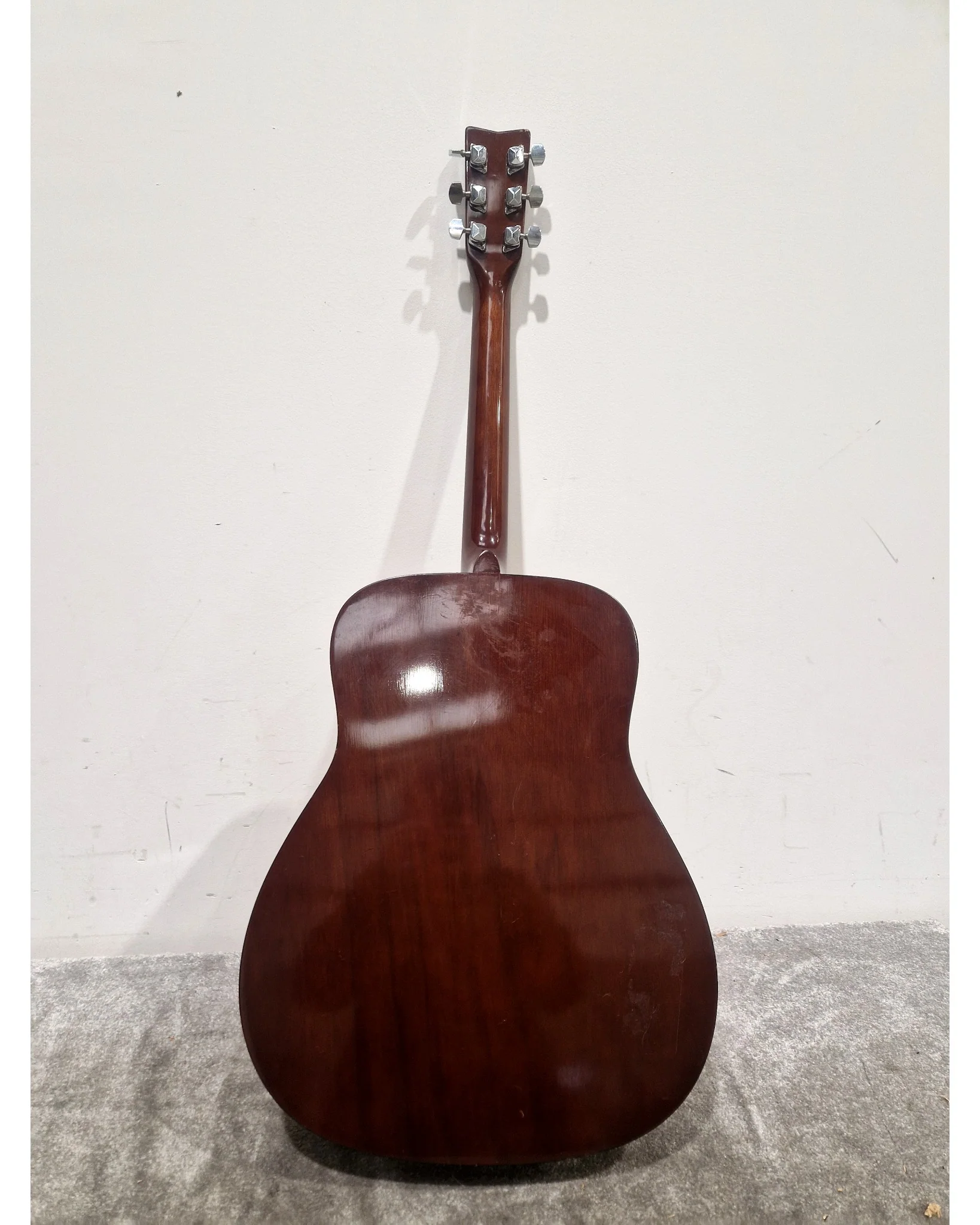 Yamaha F310 Acoustic Guitar - Natural – Acoustic Guitar - Good - Image 3