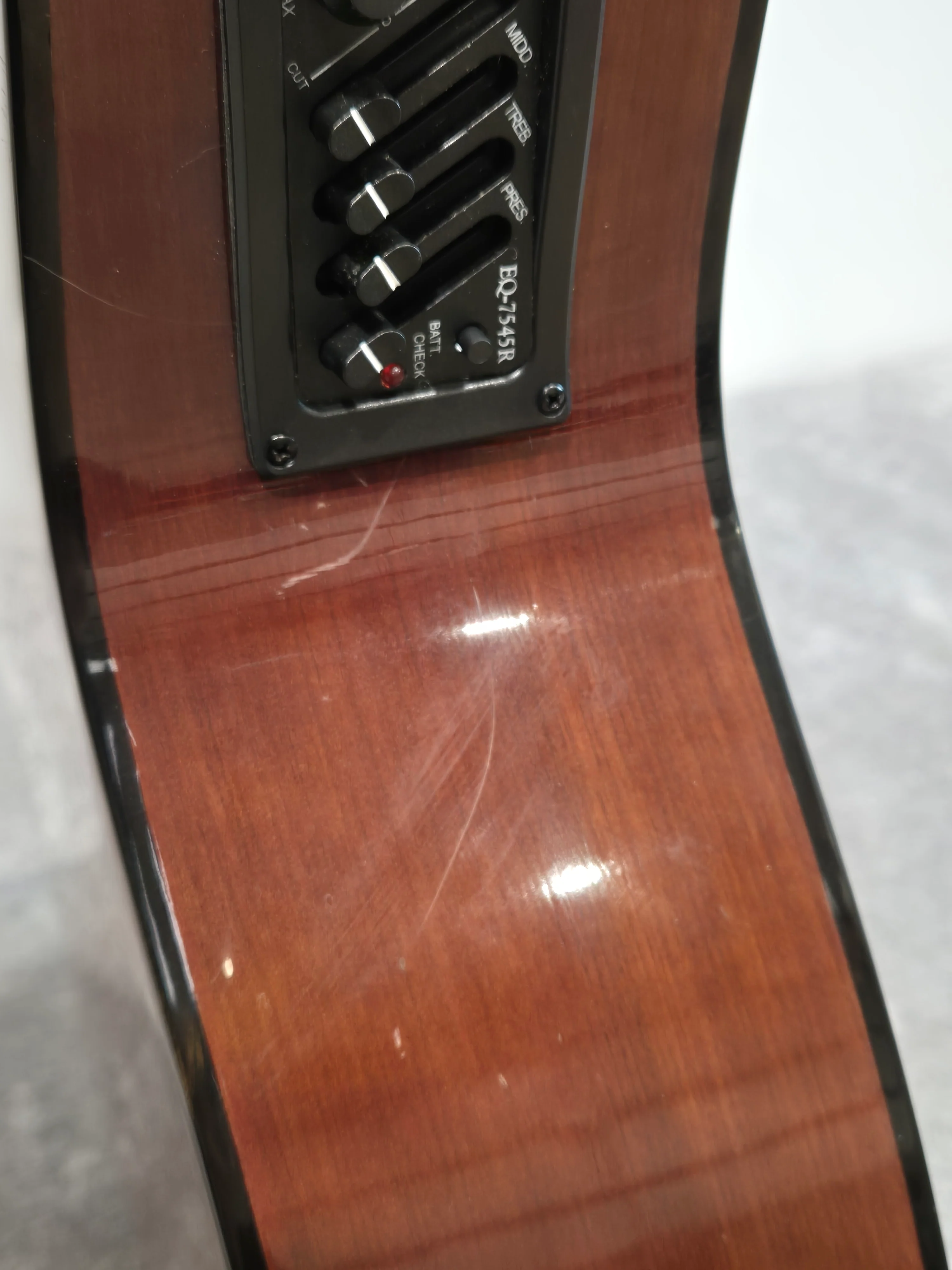 Yamaha FS-311 Acoustic Guitar - Spruce Top, Nato Back & Sides - Good - Image 7