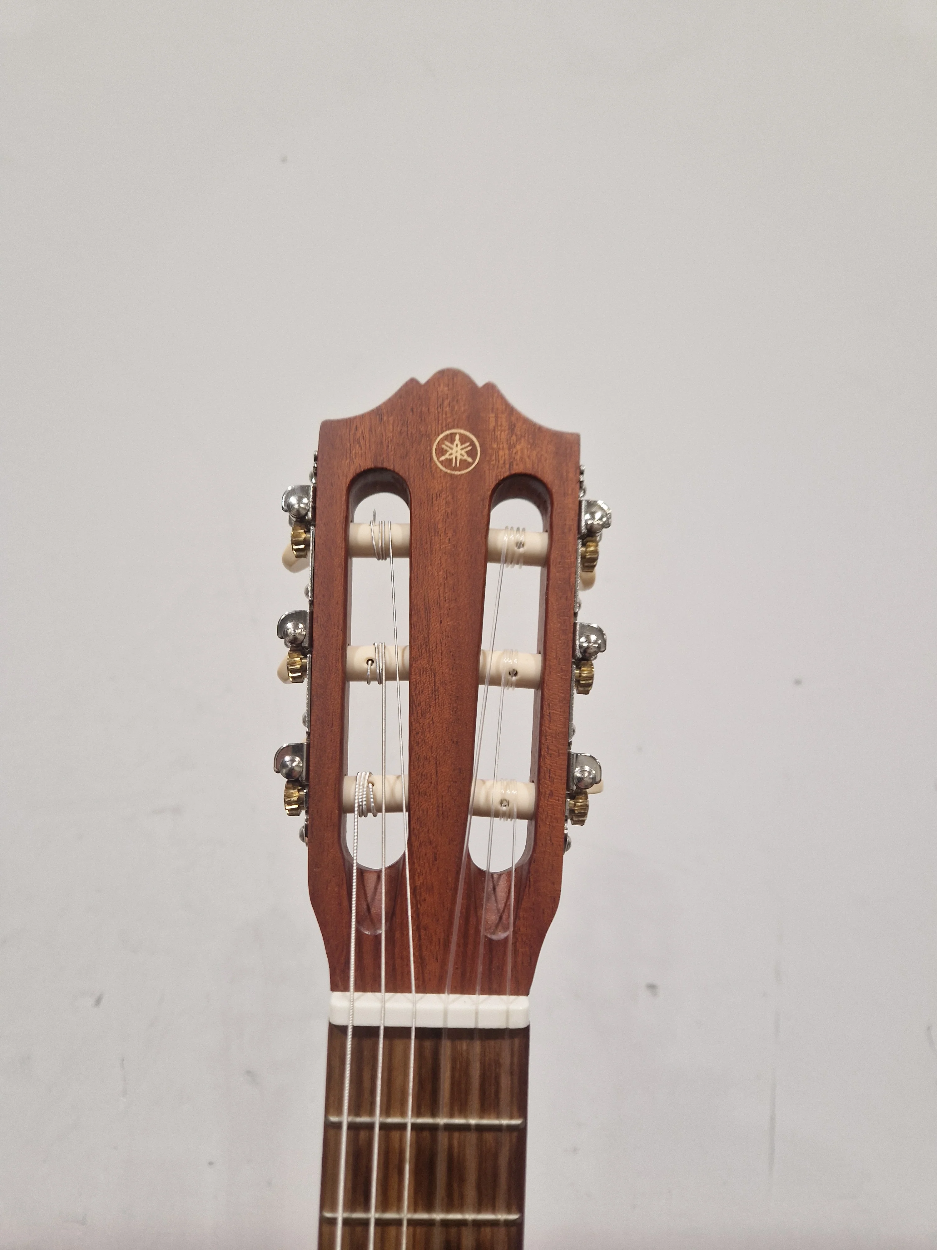 Yamaha GL1 - Guitalele - Natural - Excellent w/ Soft Case - Image 5