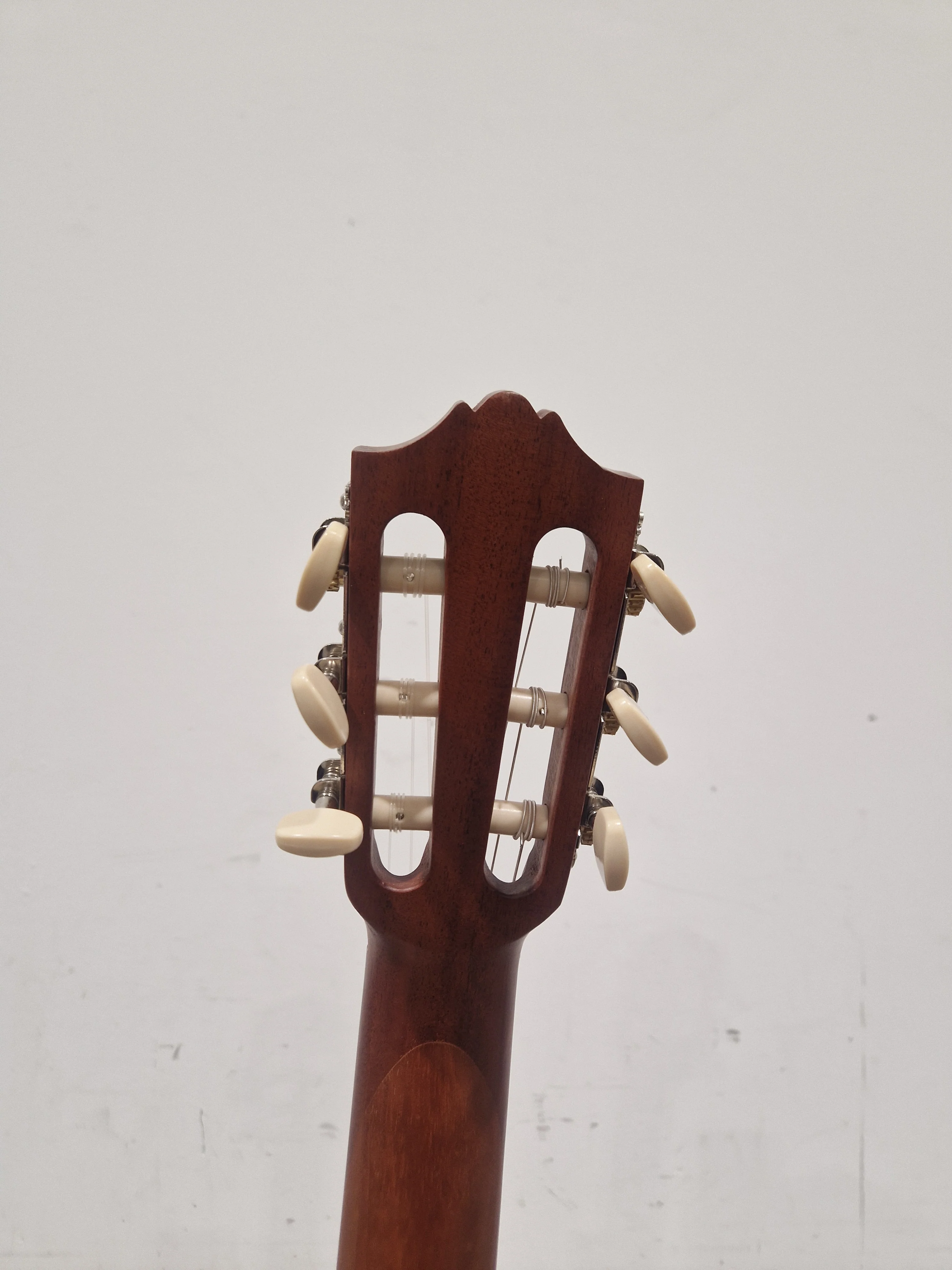 Yamaha GL1 - Guitalele - Natural - Excellent w/ Soft Case - Image 6