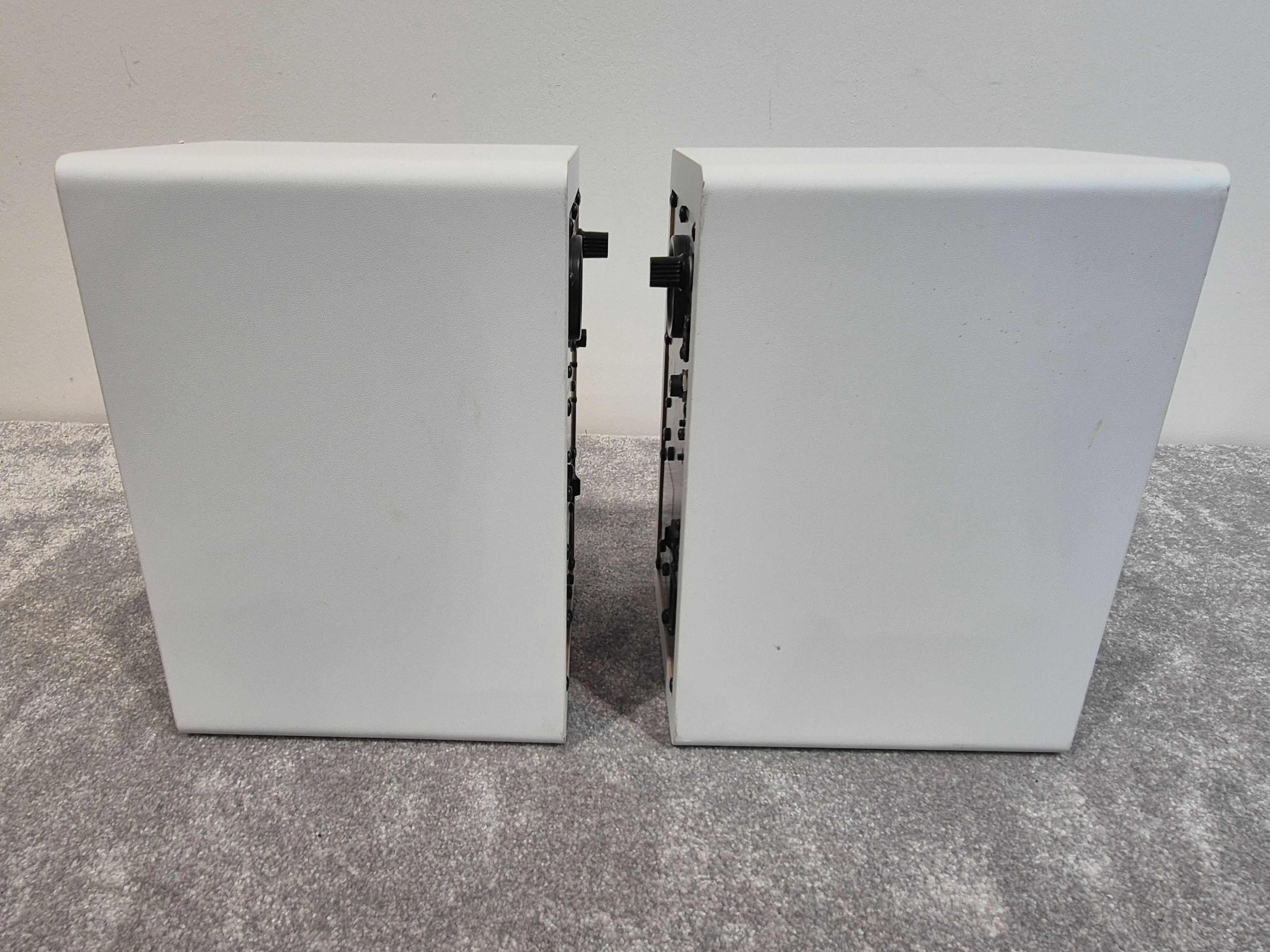 Yamaha H5 Studio Monitor Speakers - 2-Way Bass-Reflex Bi-Amplified - Pair - Image 13
